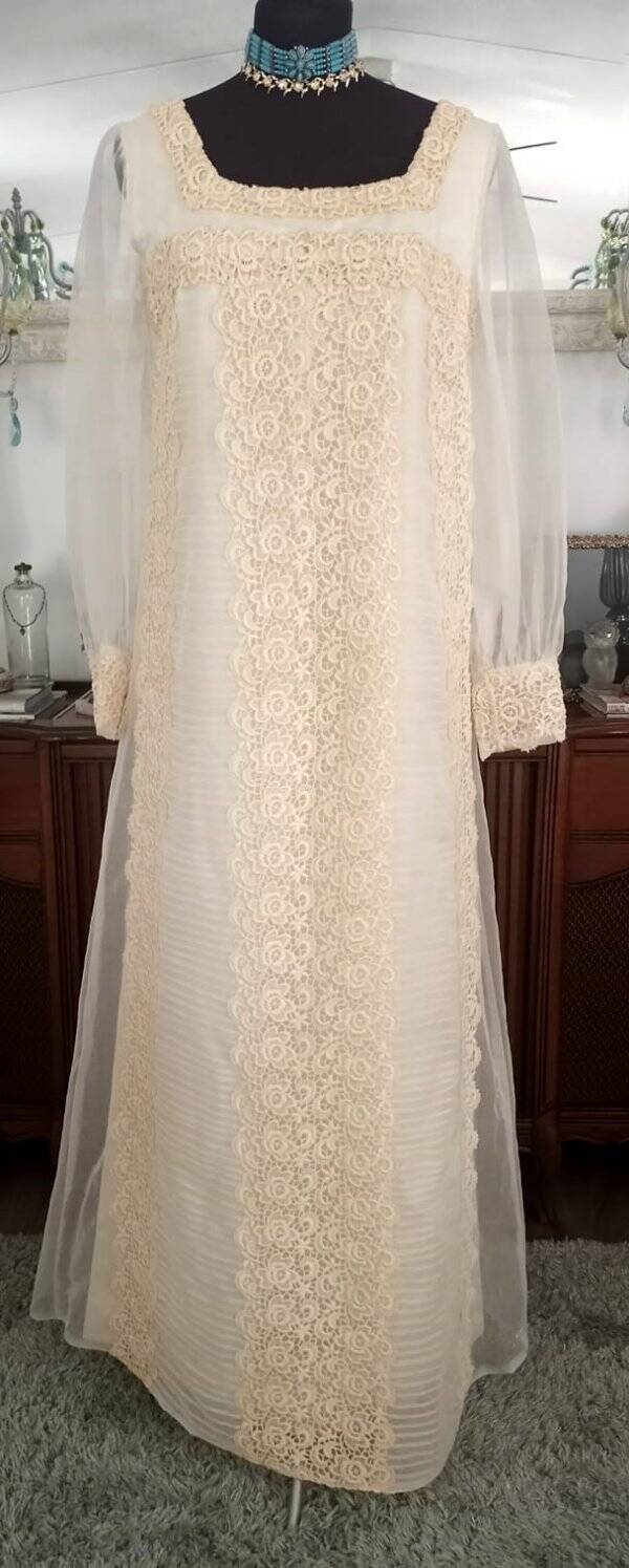 60s/70s Renaissance Wedding Gown Festival Maxi Stunning - Image 3