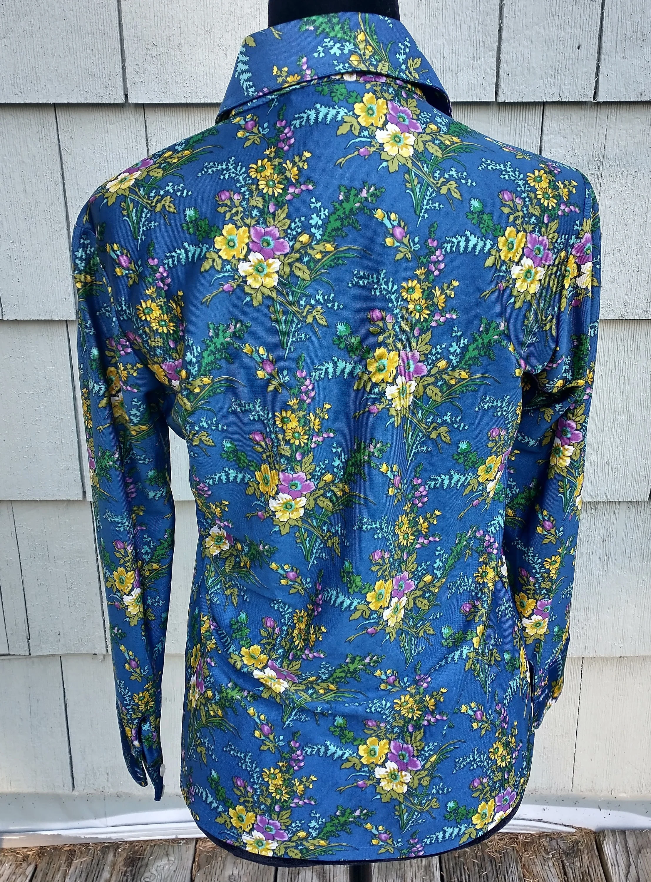60s 70s Retro Daggar Collar Disco Shirt Blue Floral Button Up Women's Blouse Small by Ms Limited - Image 2