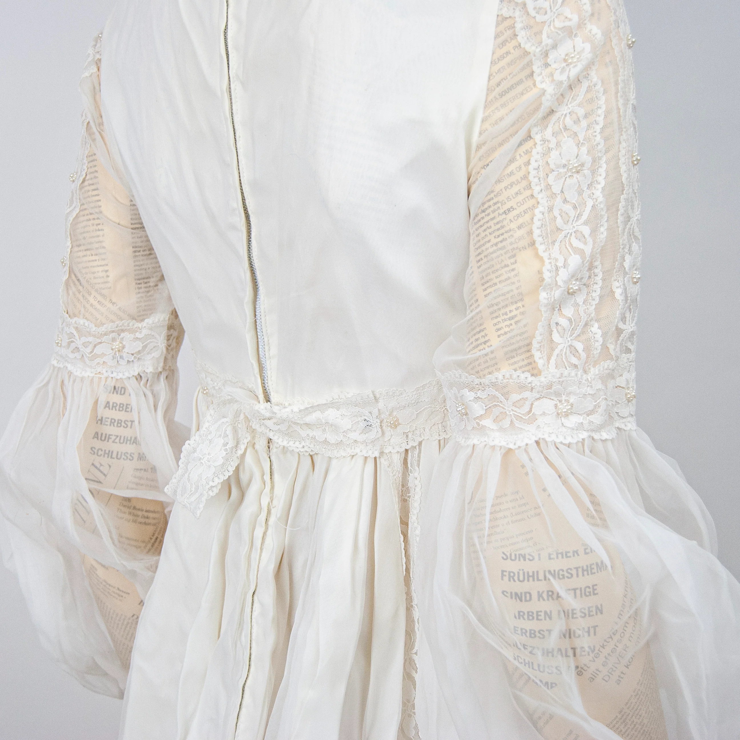 60s/70s Reverse Juliet Sleeve Wedding Gown - Image 5