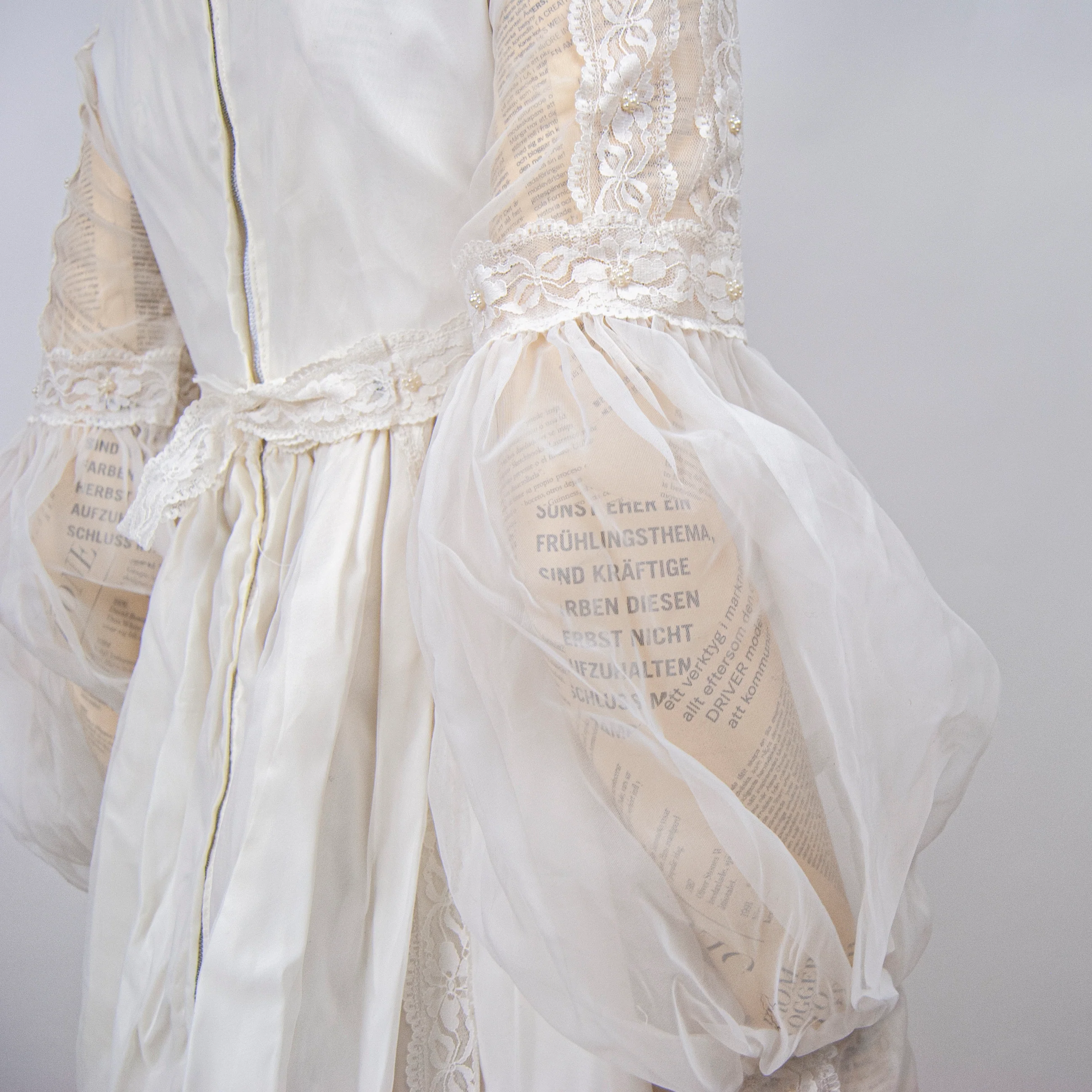 60s/70s Reverse Juliet Sleeve Wedding Gown - Image 8
