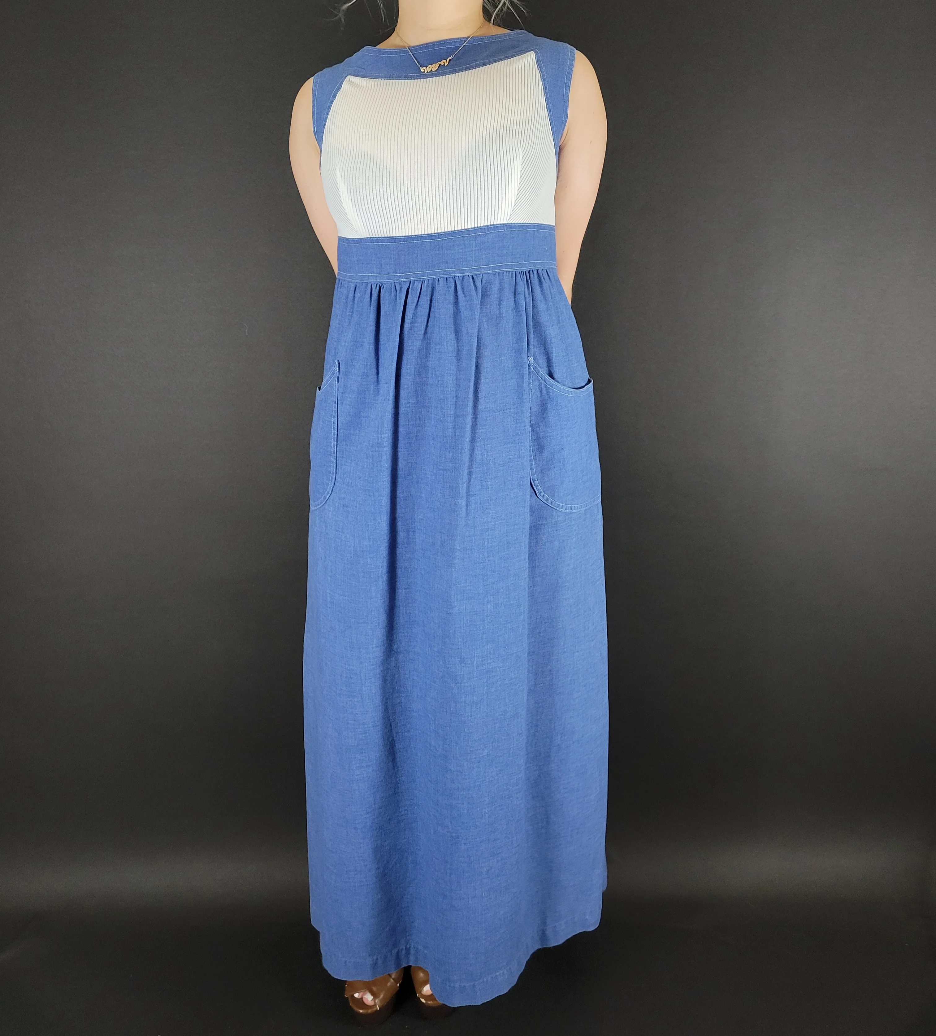 60s/70s Ribbed Denim Blue And White Sleeveless Maxi Dress - Image 3