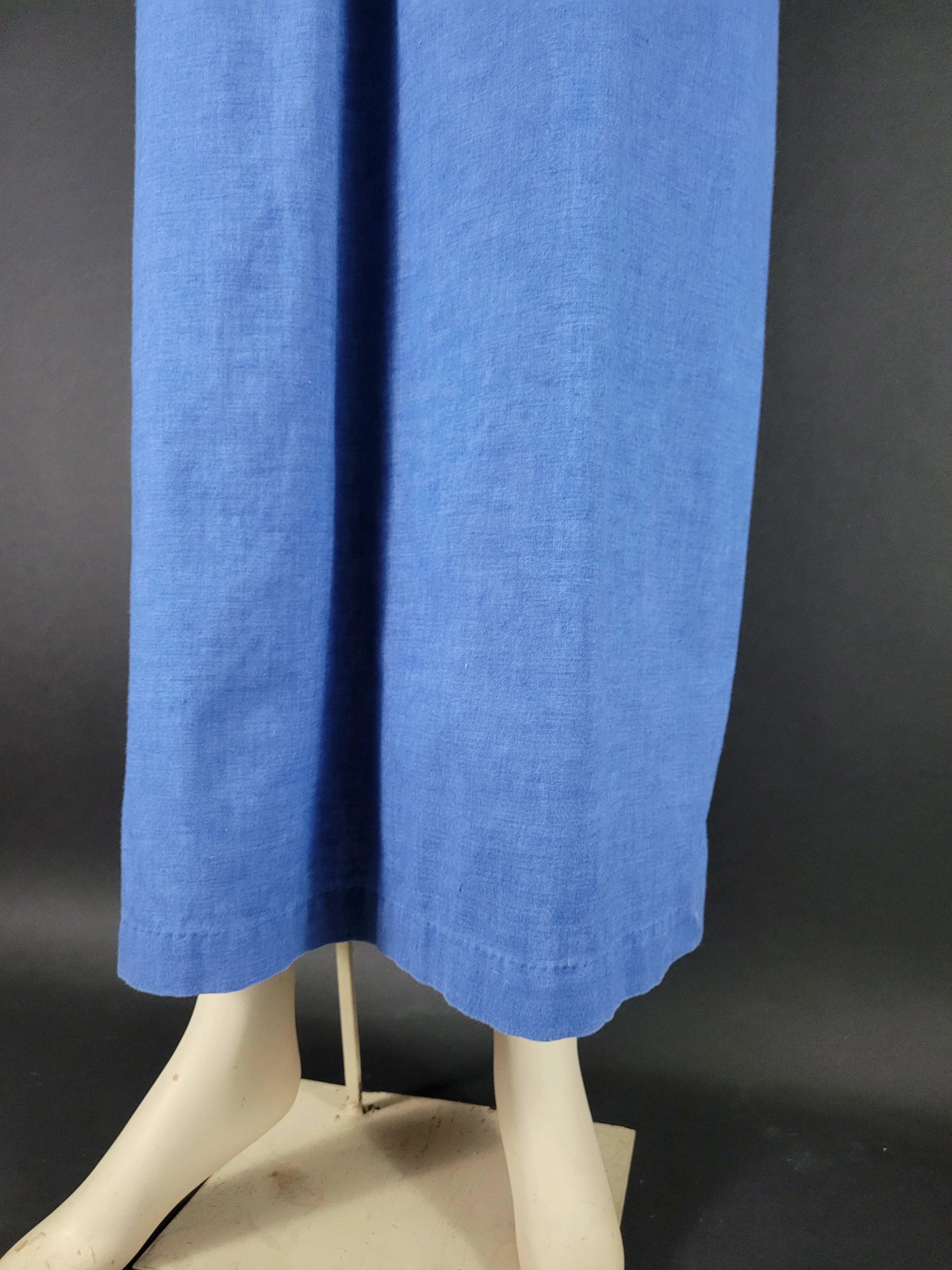 60s/70s Ribbed Denim Blue And White Sleeveless Maxi Dress - Image 6