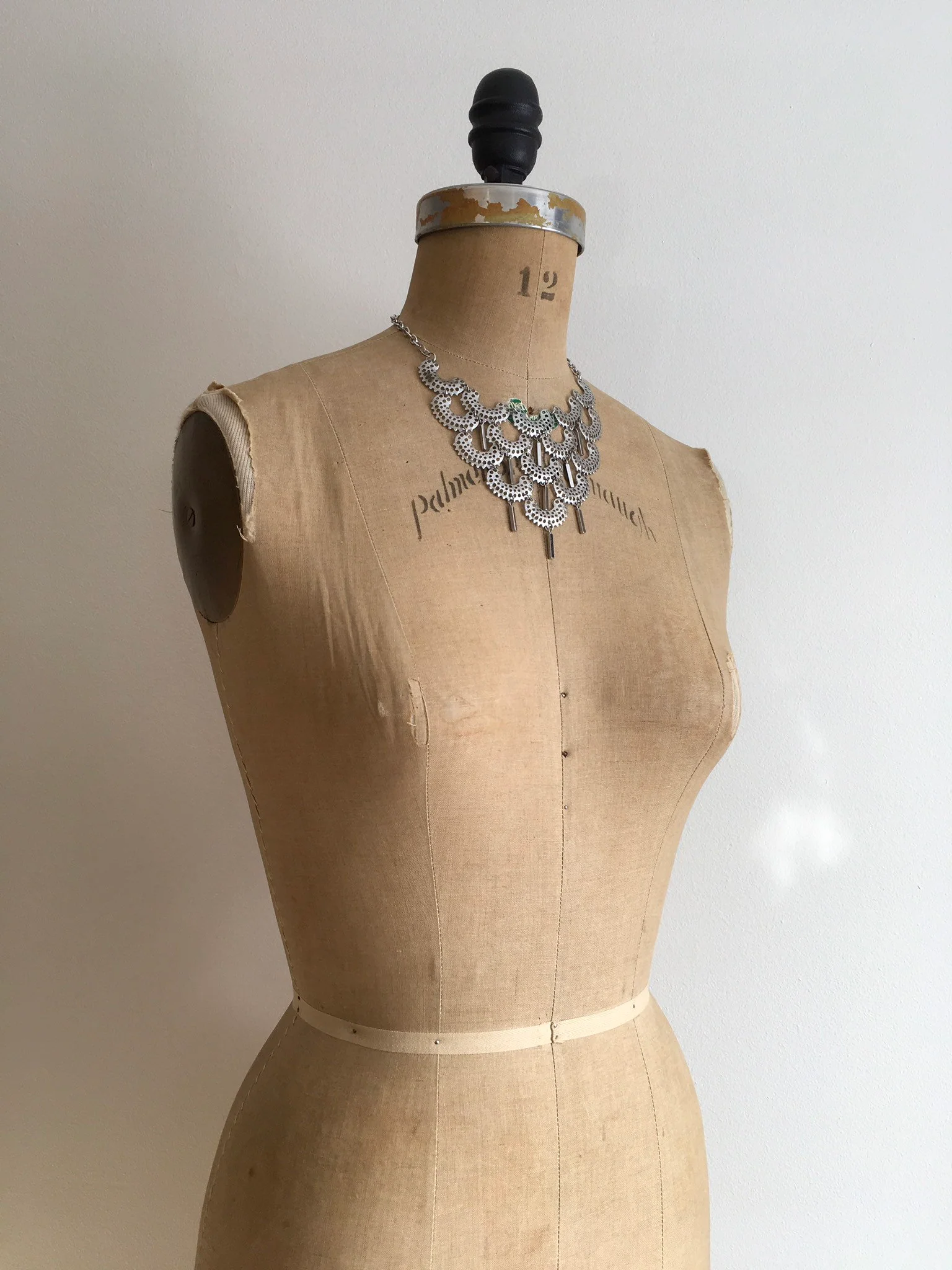 60's/70's Silver Kinetic Bib Necklace by Sarah Coventry - Image 3
