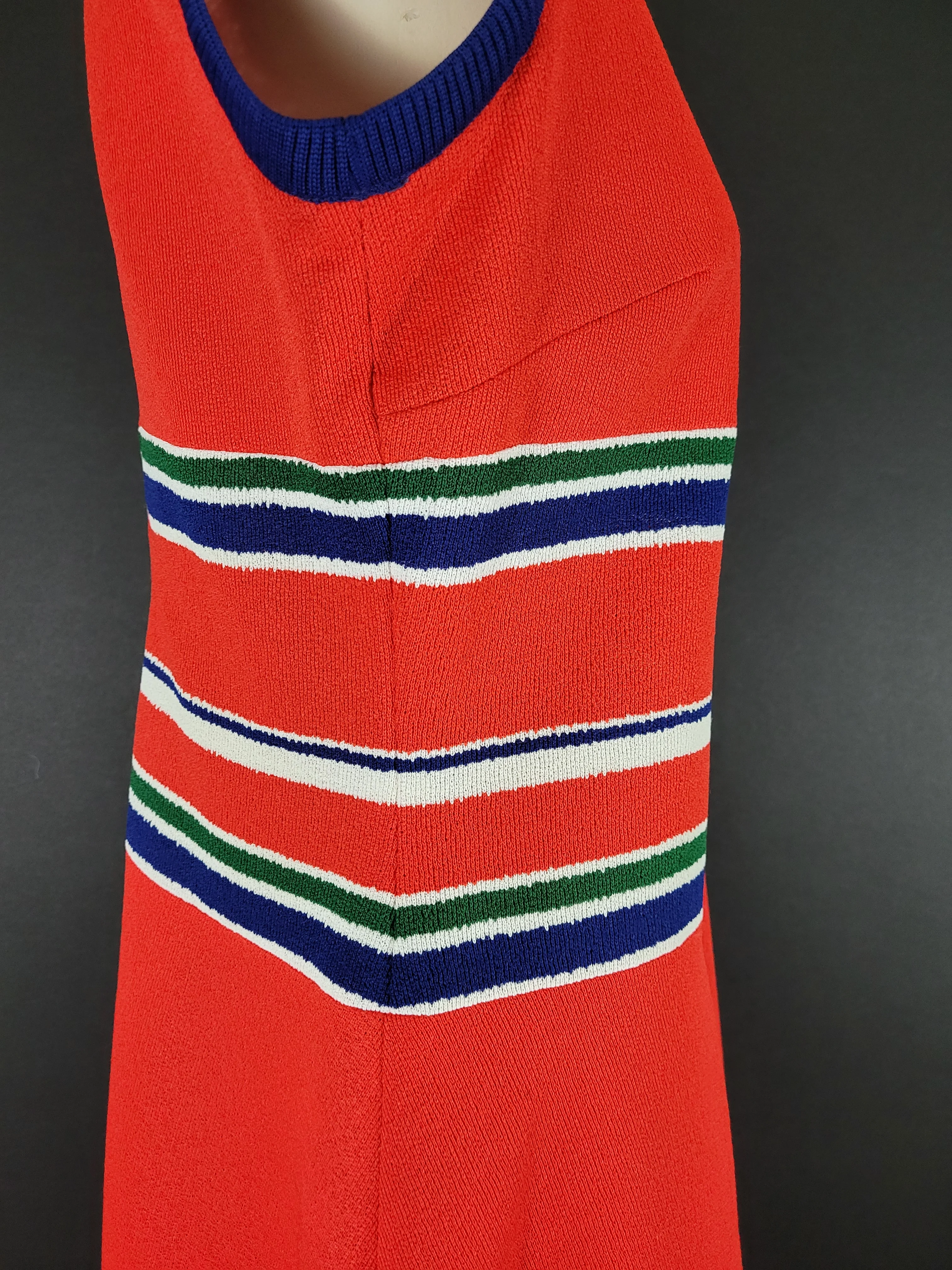 60s/70s Sleeveless Striped V-neck Dress By Kay Windsor - Image 9
