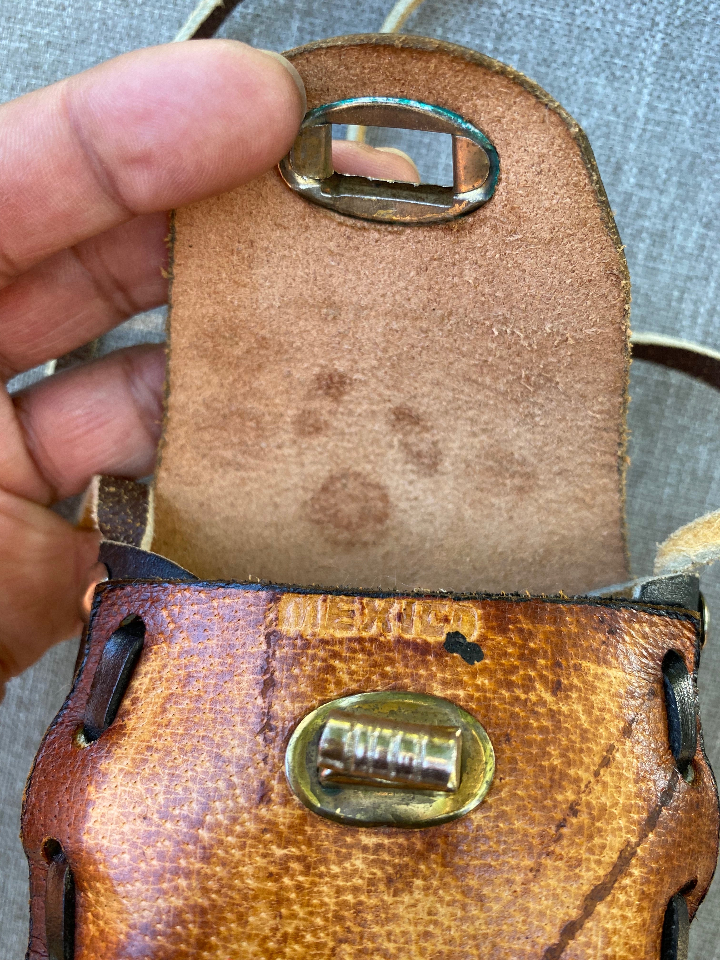 60s/70s Tooled Leather Mexico Mini Purse - Image 4