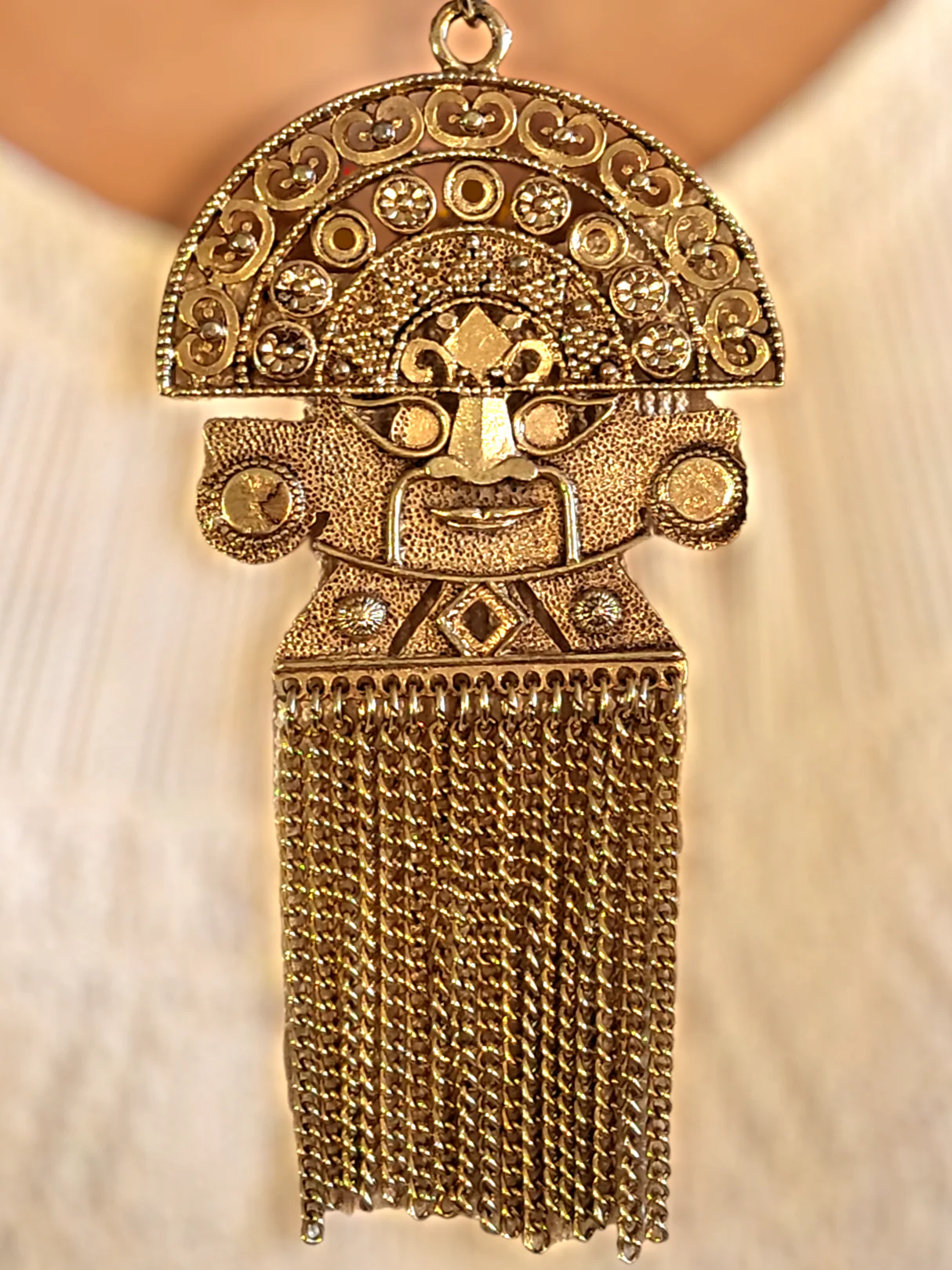 60s/70s Aztec Mayan Gold Statement Necklace - Image 5