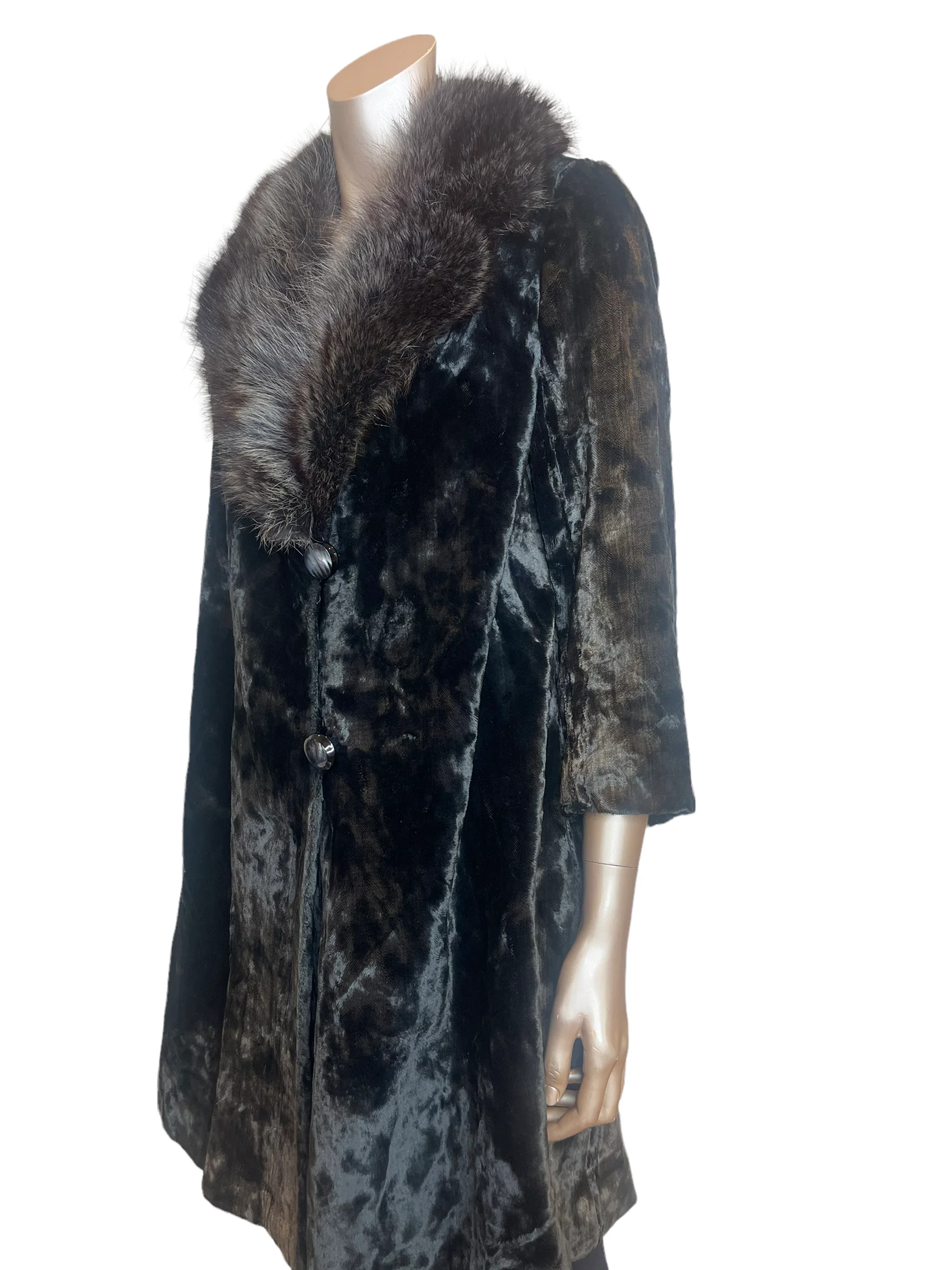 60s/70s Velvet Coat With Fur Trim - Image 4