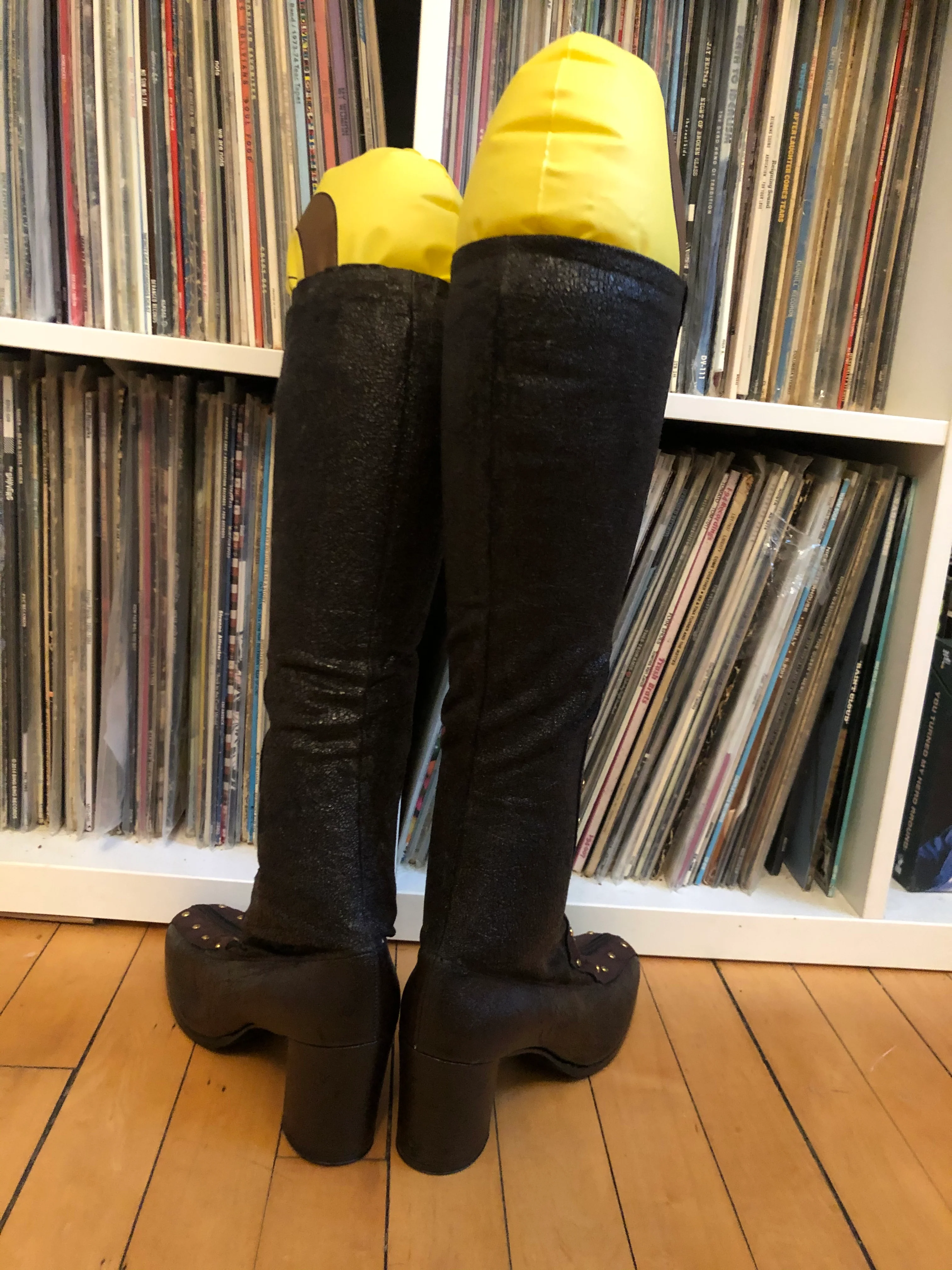 60s/70s Vintage Brown Zip Front Stud Gogo Boots By Golo - Image 4