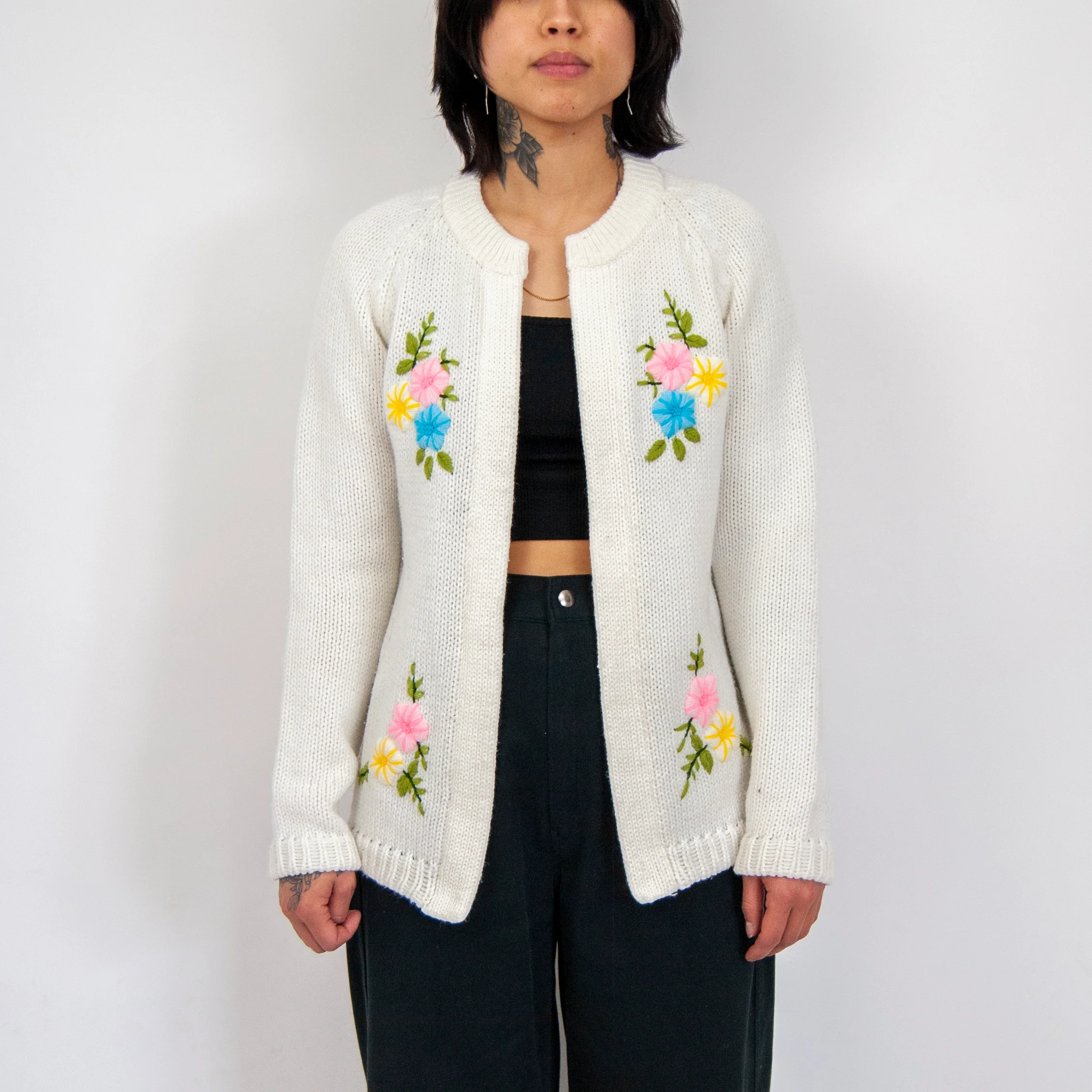 60s/70s White Embroidered Floral Cardigan By Miss Holly - Image 2
