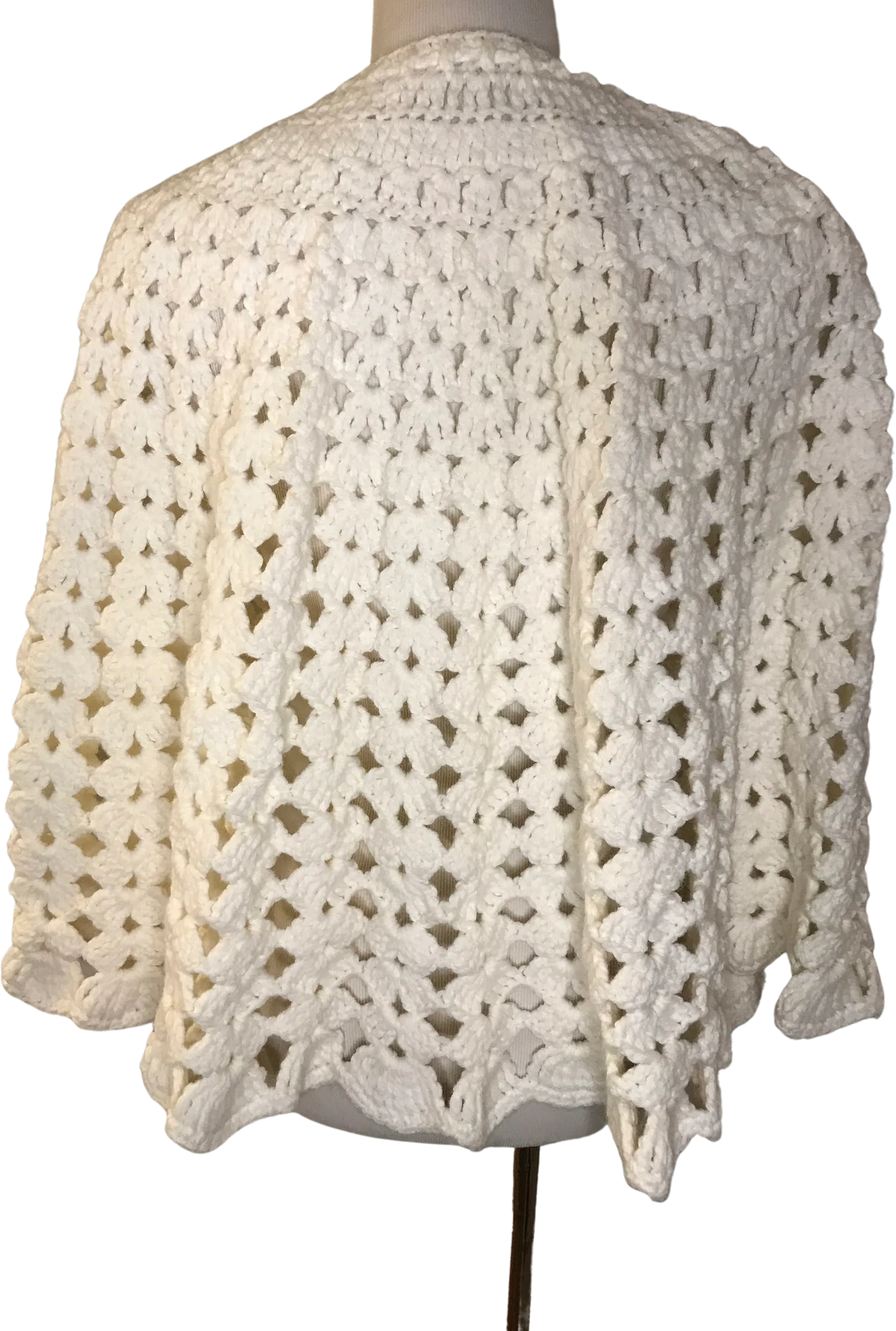 60s/70s White Open Crochet Knit Hand Made Boho Capelet - Image 2
