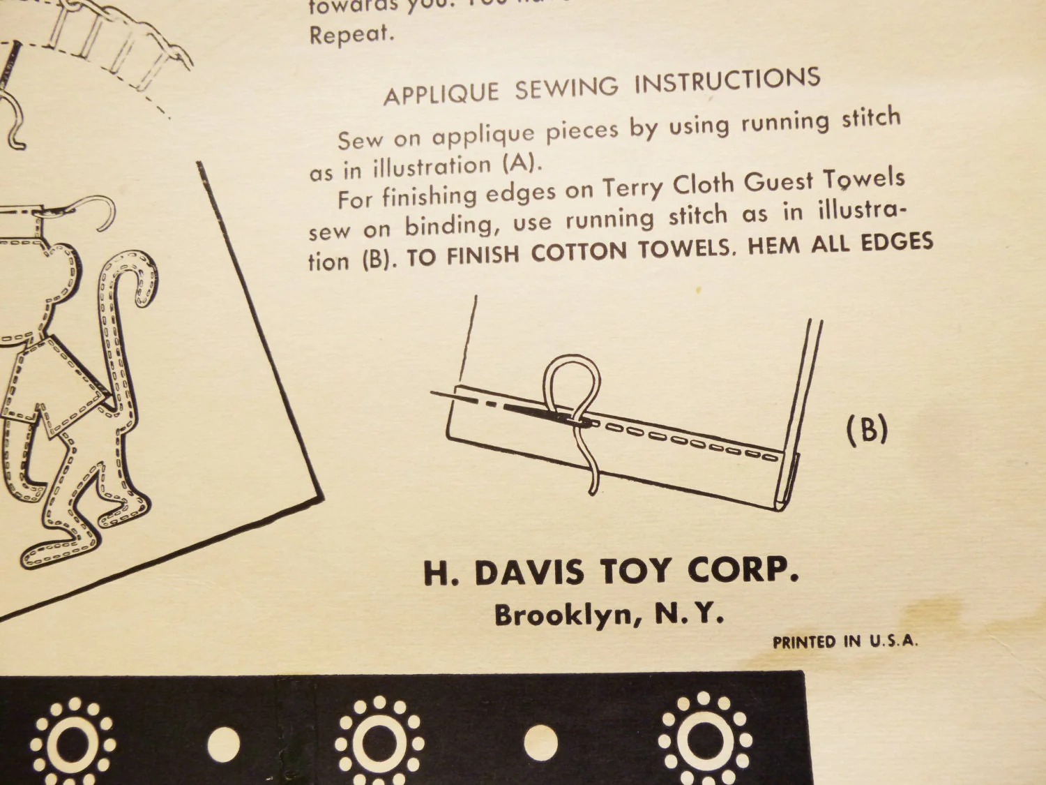 60s Applique and Embroidery Towel Set with Monkeys - Image 2