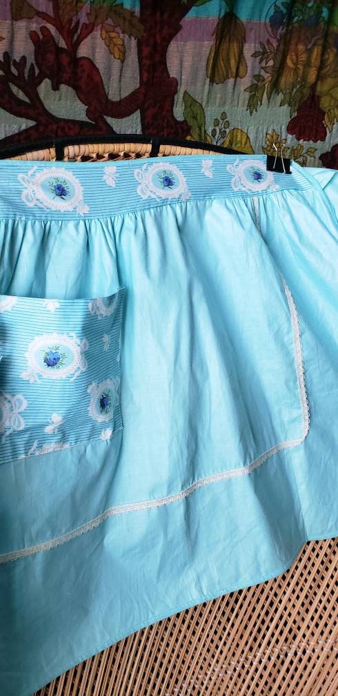 60s Aqua Blue Half Vintage Roses and Butterflies Floral Apron Single Pocket - Image 4
