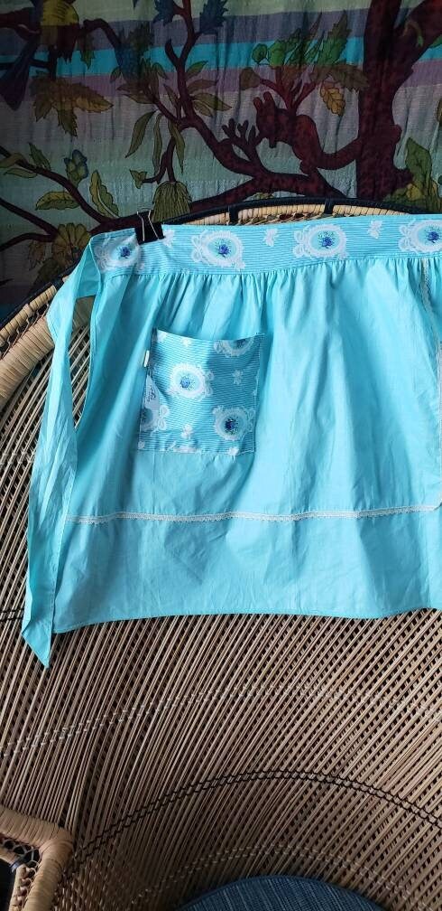 60s Aqua Blue Half Vintage Roses and Butterflies Floral Apron Single Pocket - Image 5