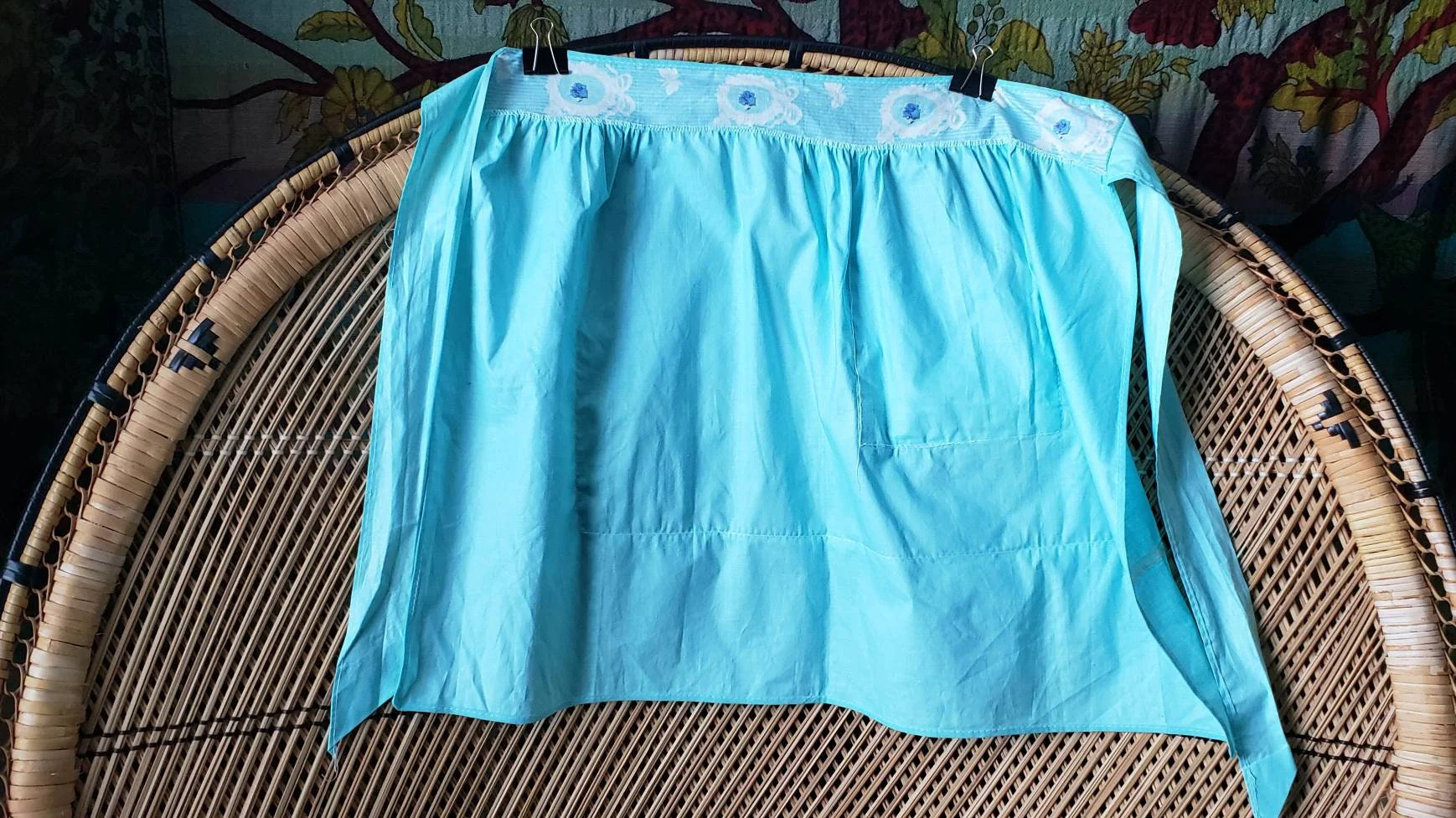 60s Aqua Blue Half Vintage Roses and Butterflies Floral Apron Single Pocket - Image 9