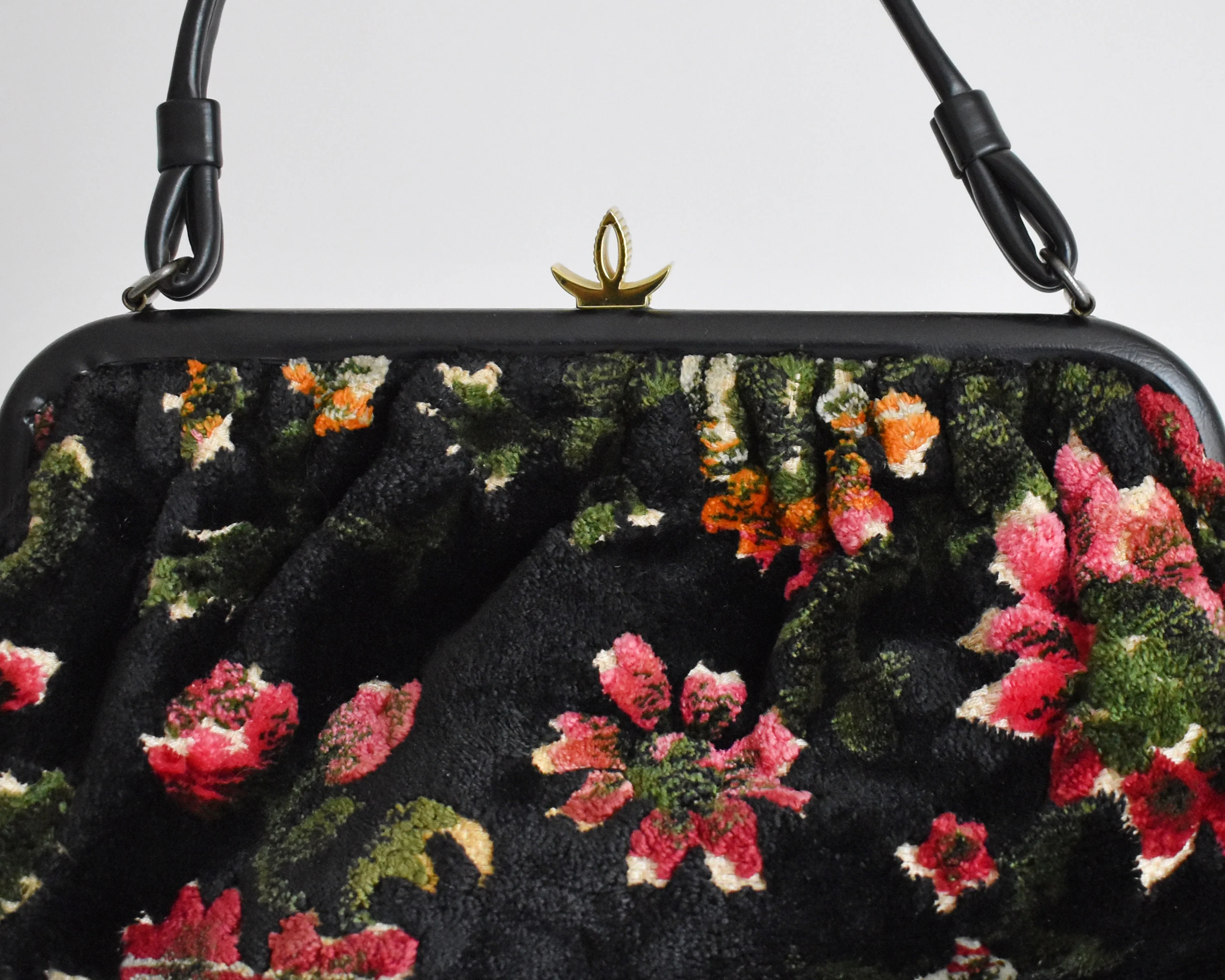60s Black Floral Tapestry Purse Vintage 60s Handbag, Velvet Chenille Carpet Bag - Image 6