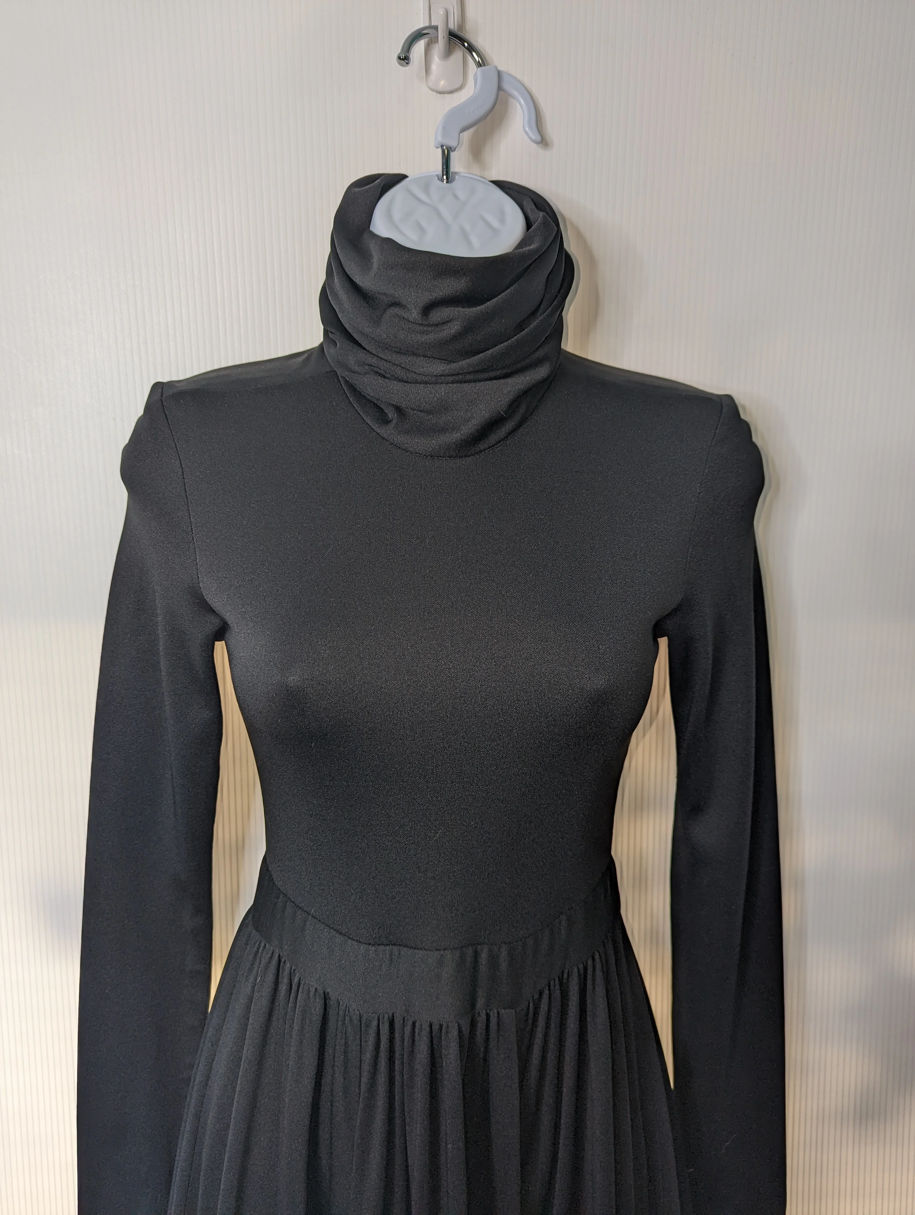 60s Black Midi Turtleneck Dress Ruched Neck Ruffle Hem By Haggins - Image 7