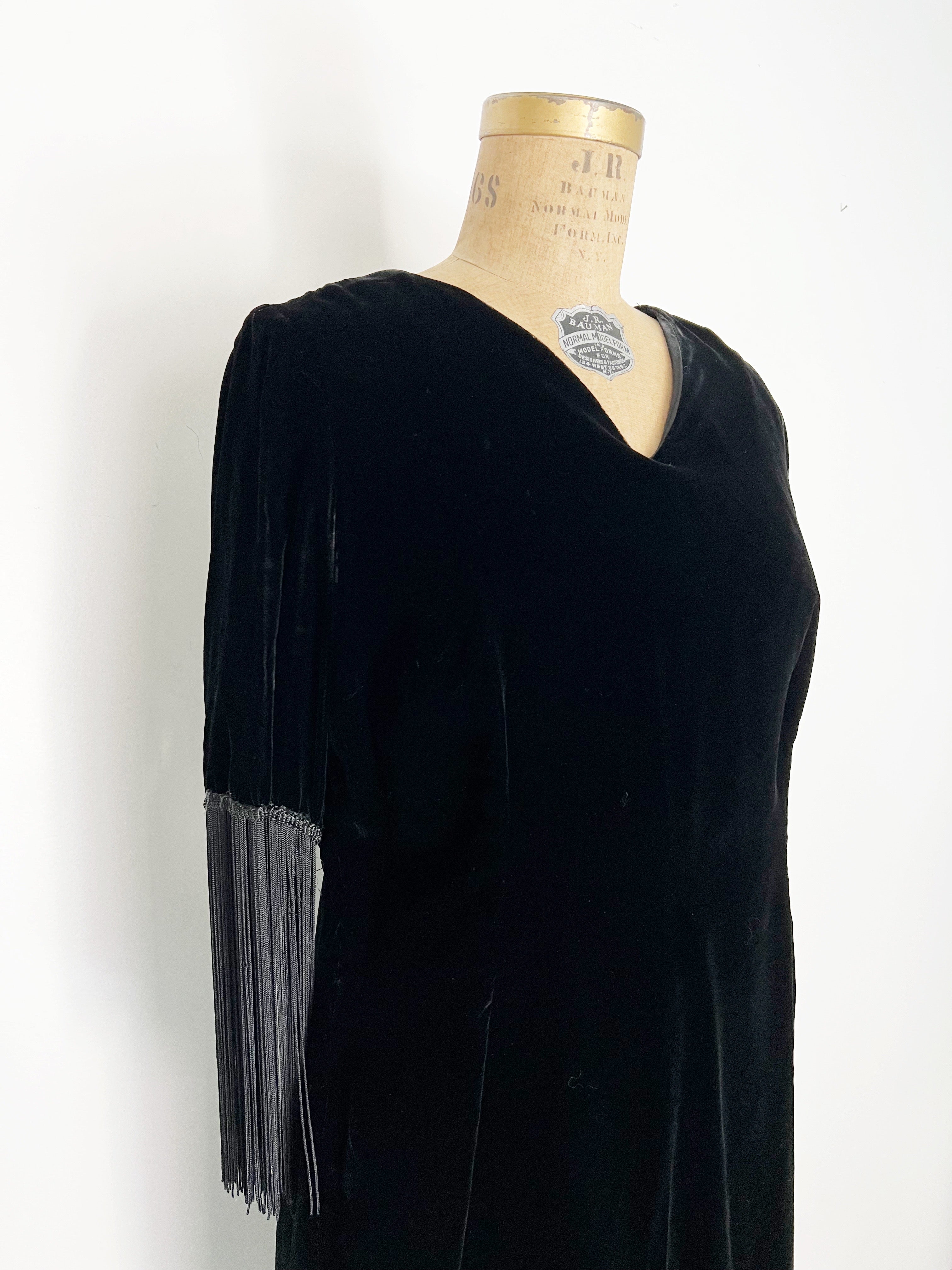 60s Black Silk Velvet Fringe Sleeve Dress - Image 3
