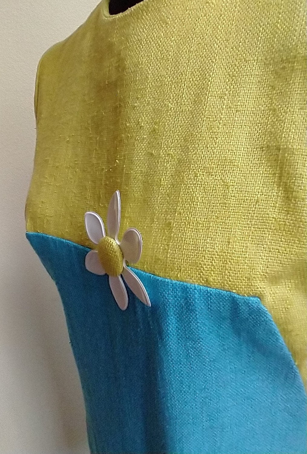 60s Blue and Yellow Women's Small Couture Sheath Dress Pencil Cotton Weave Short Sleeve Mod - Image 3