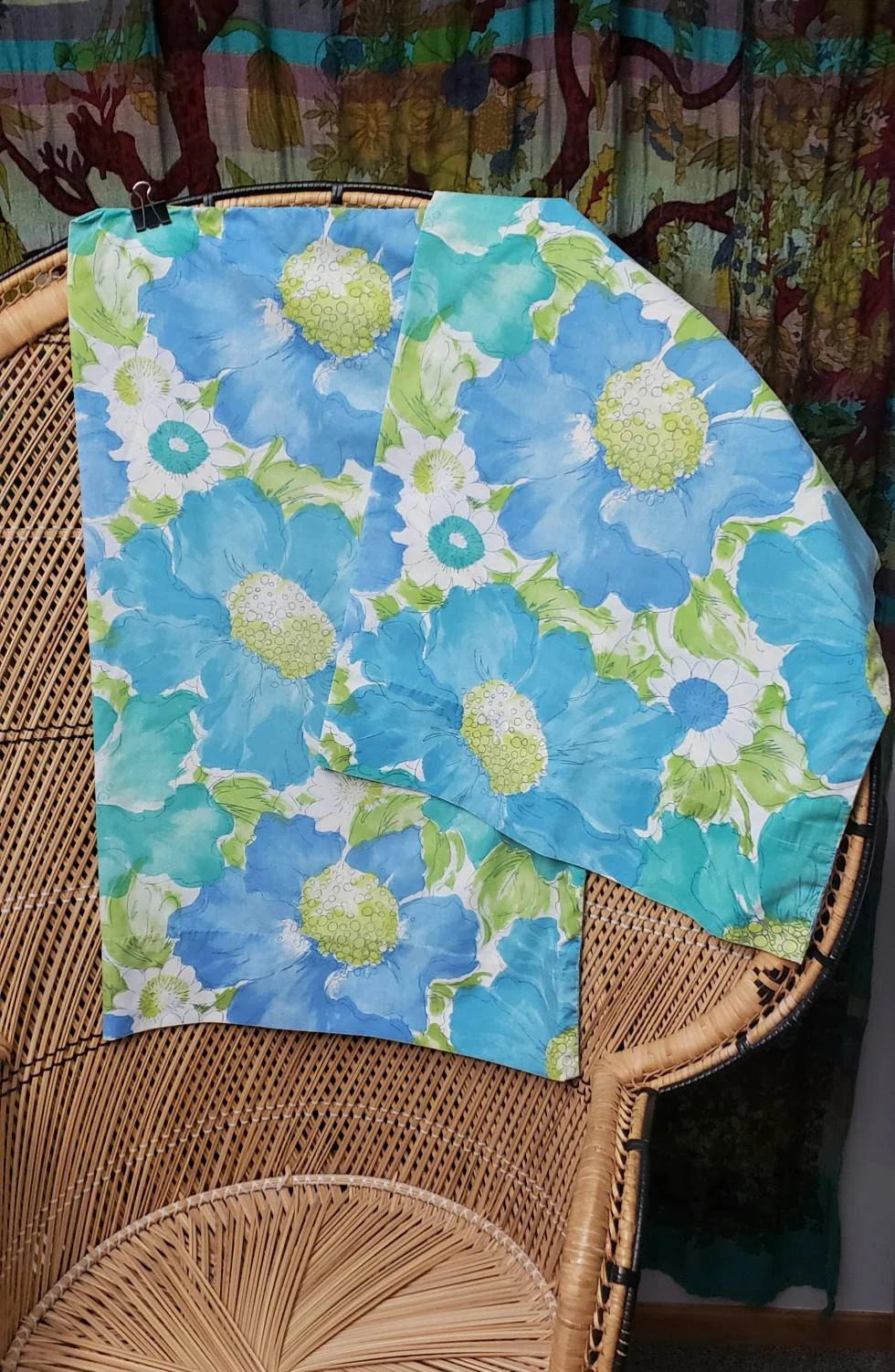 60s Blue Floral Perma-Prest Pillowcases Set of 2 - Image 3