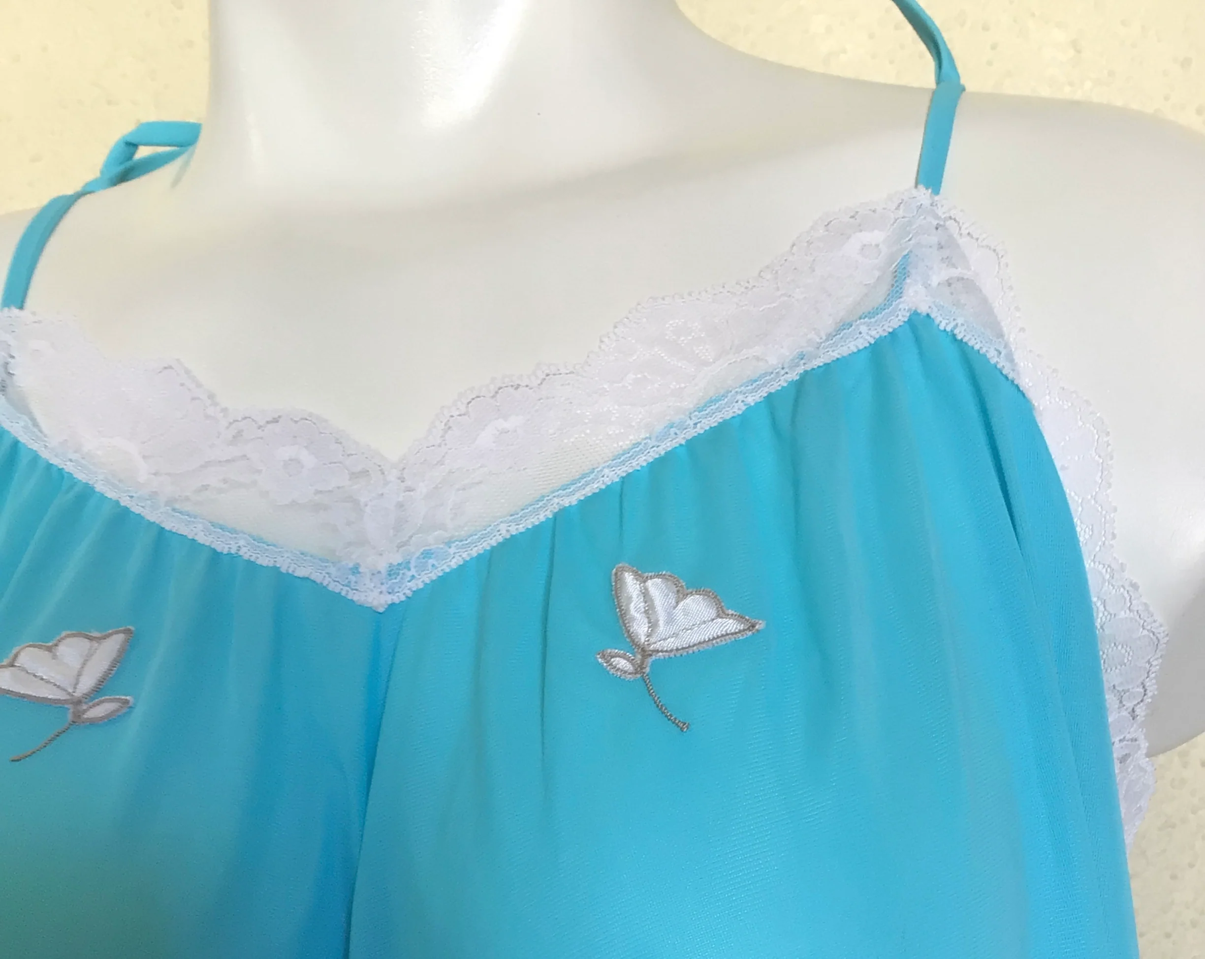 60s Blue Nightgown With White Floral Lace Accents By Claire Sandra by Lucie Ann Beverly Hills - Image 6