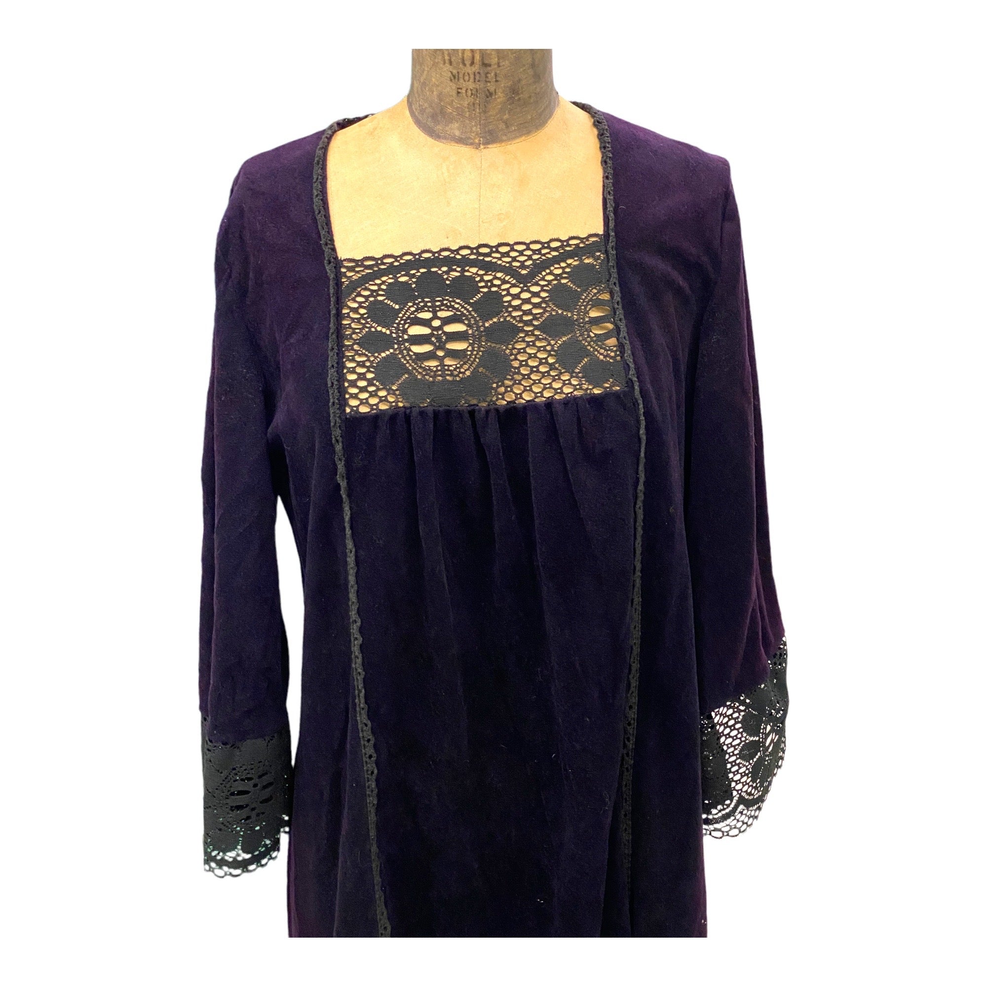 60s Boho Purple Velvet With Lace Maxi Dress Caftan M By Gerry Dress by Wior Brothers California - Image 4
