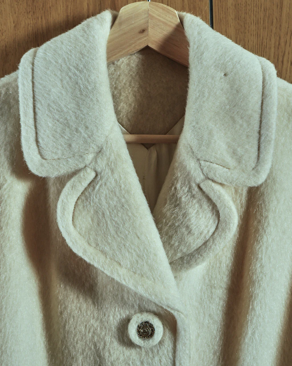 60s Cream Faux Fur Coat - Image 3