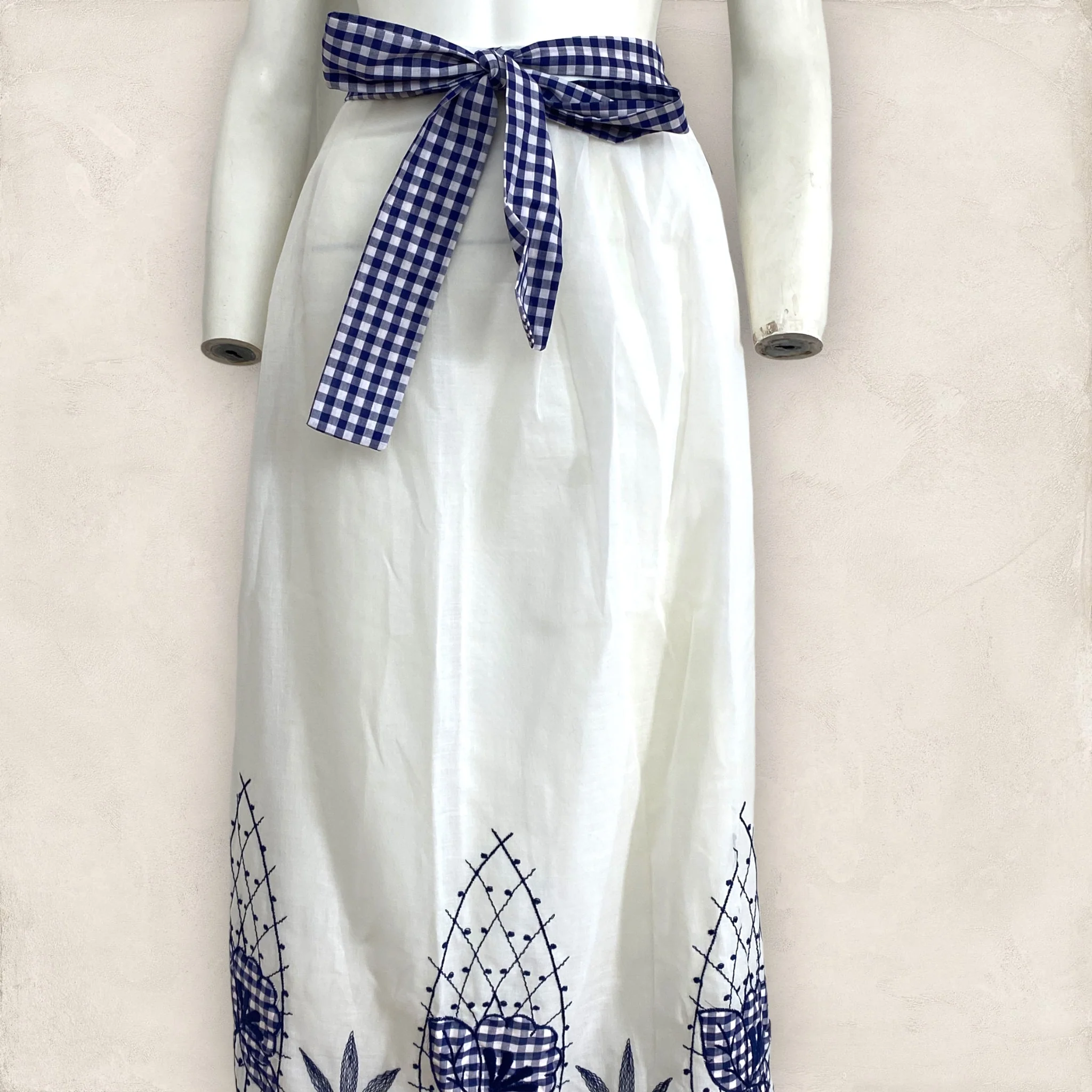 60s Deadstock Embroidered Maxi Skirt By Malbe - Image 7
