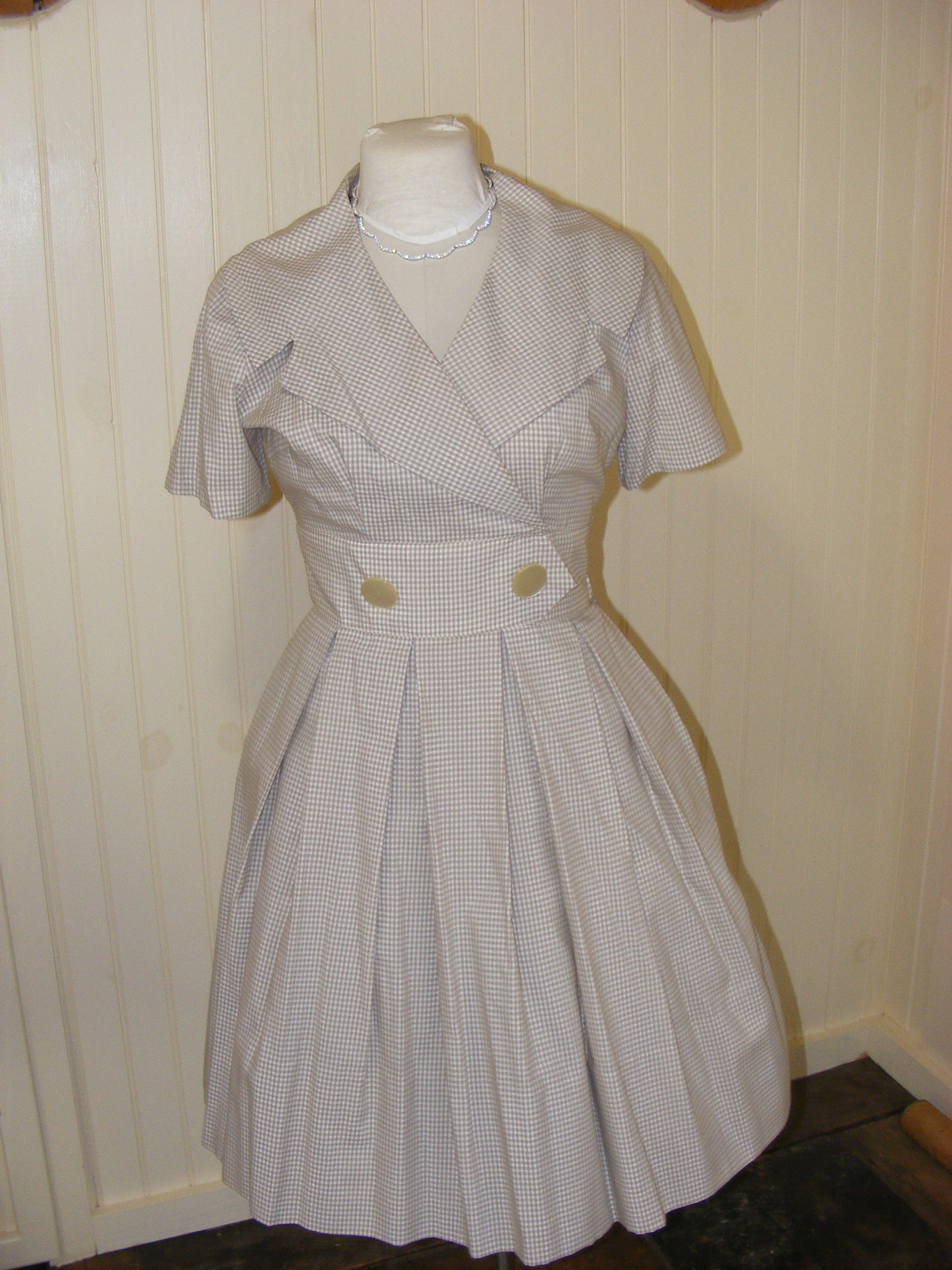 60s Dress Tan Check Wide Wrap Collar Flat Pleat Skirt - Image 5