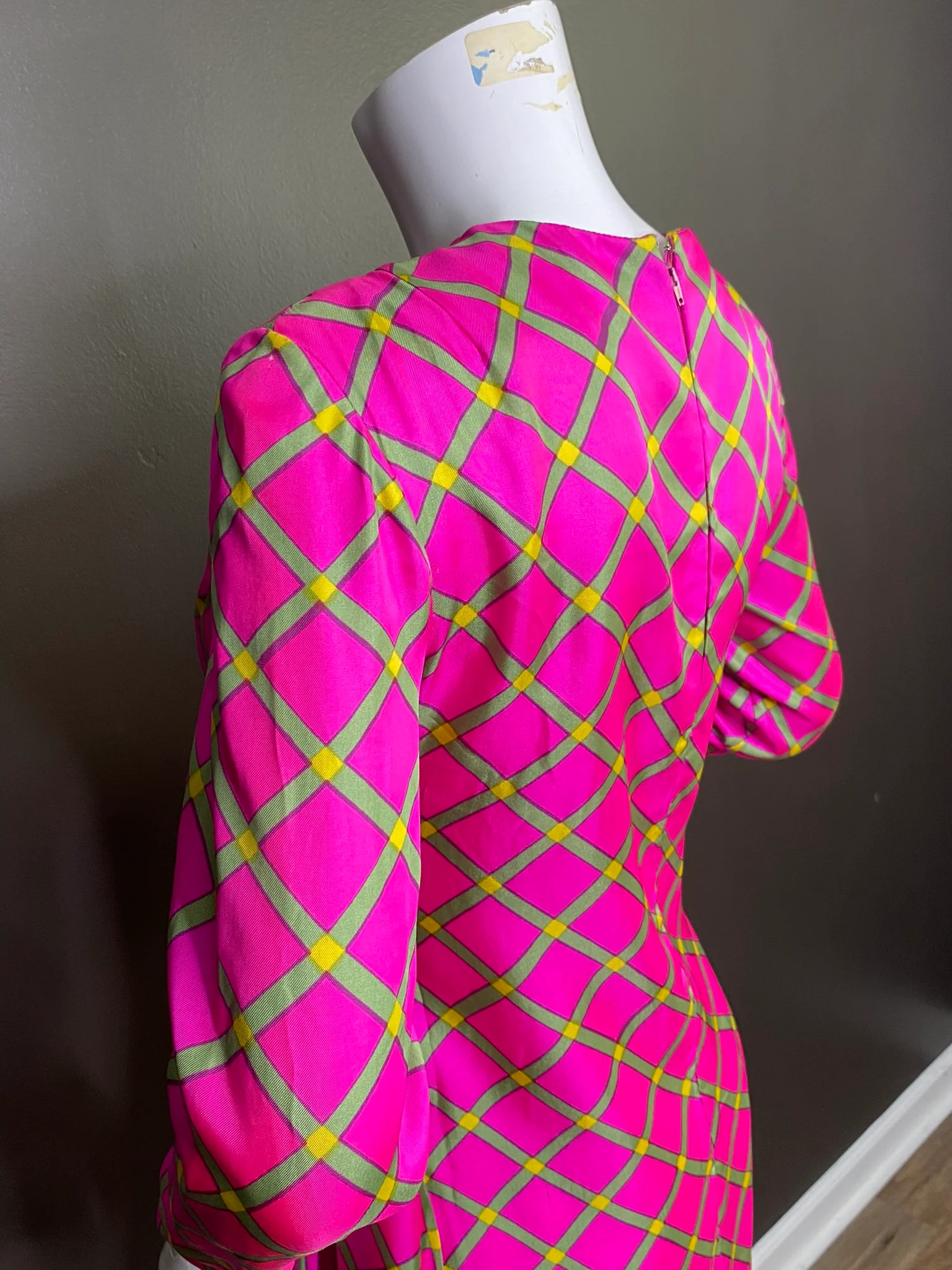 60s Drop Waist Geometric Dress With Pussy Bow By Moe Nathan New York - Image 7
