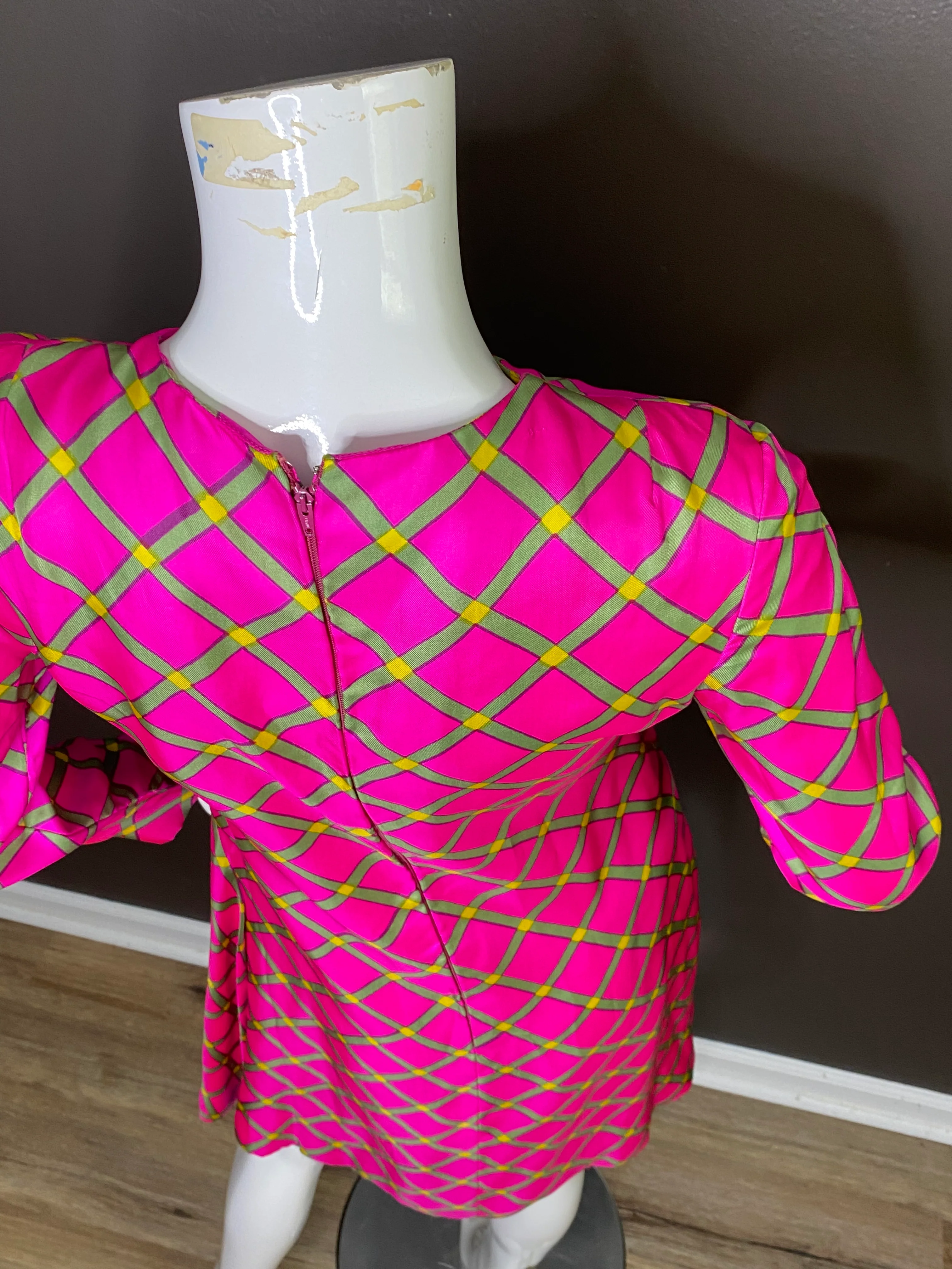 60s Drop Waist Geometric Dress With Pussy Bow By Moe Nathan New York - Image 8