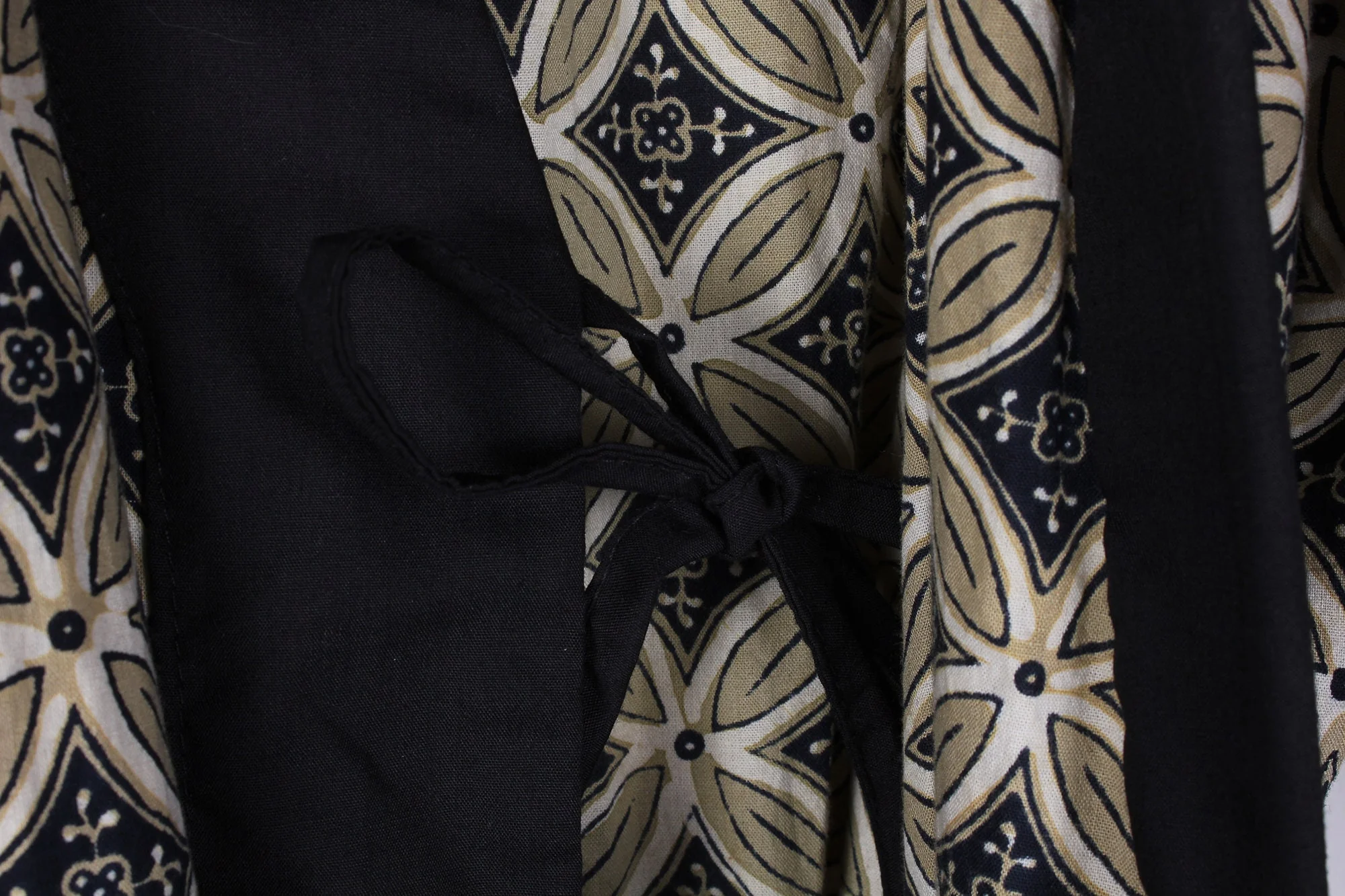 60s Era Geometric Batik Black Gold Sari Amerta Brand Robe Robe One Size Fits Most Unisex by Sari Amerta - Image 6