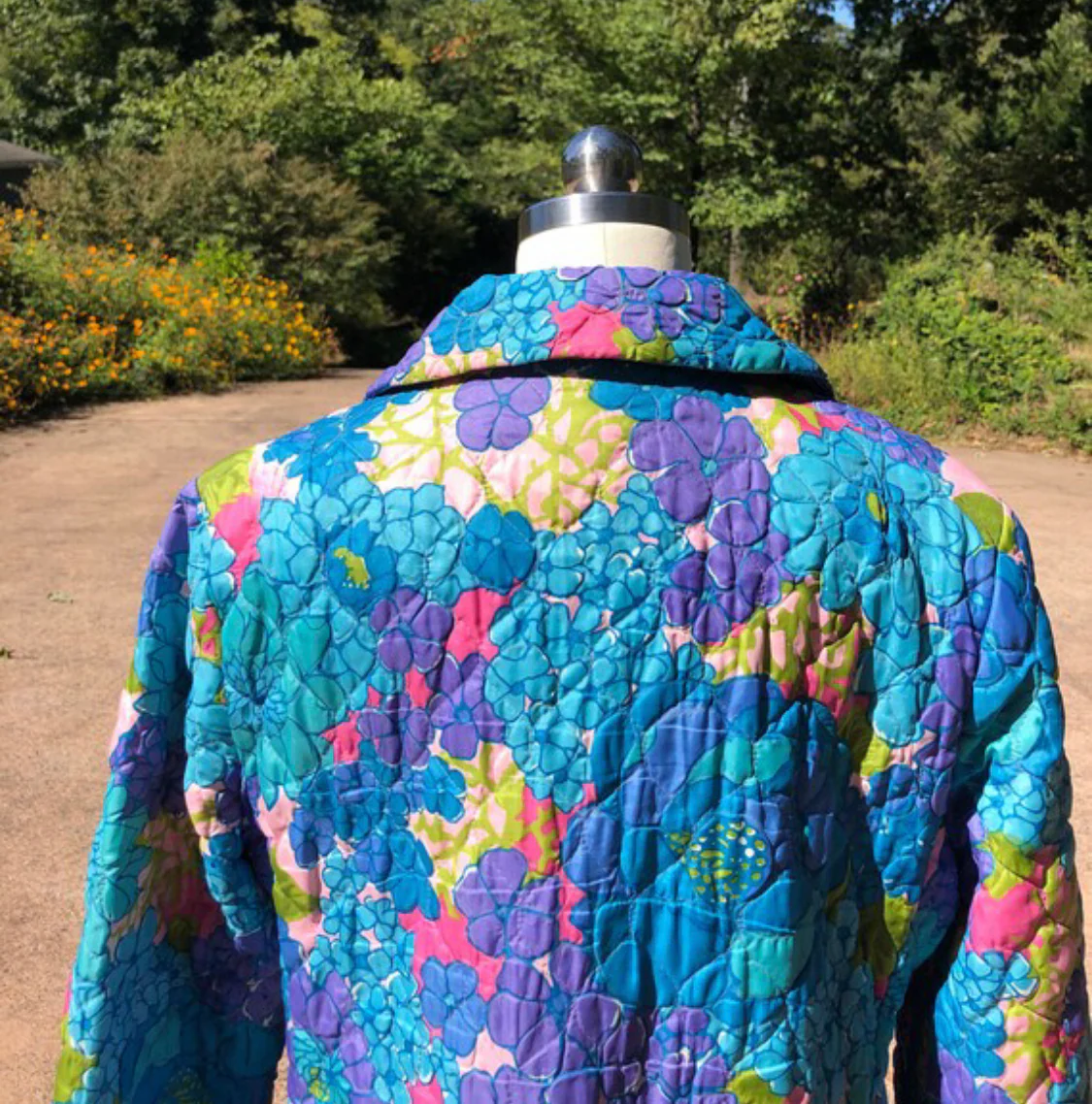 60s Floral Barbara Lee Robe - Image 4