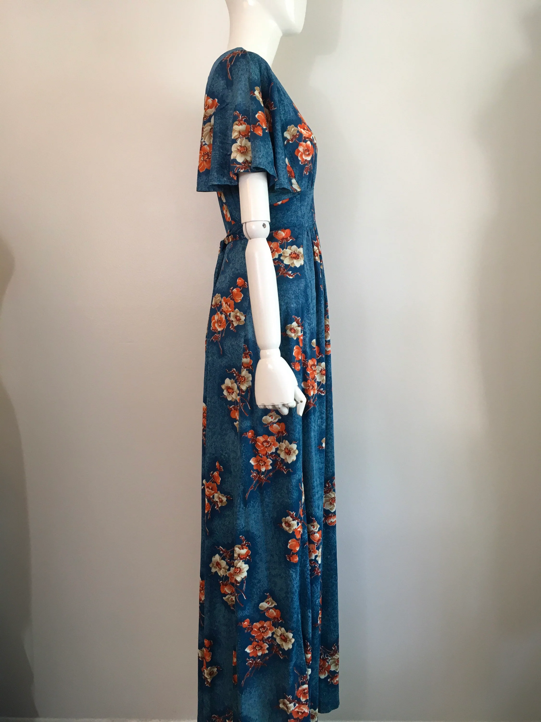 60's Flutter Sleeve Blue Floral Maxi Dress - Image 3