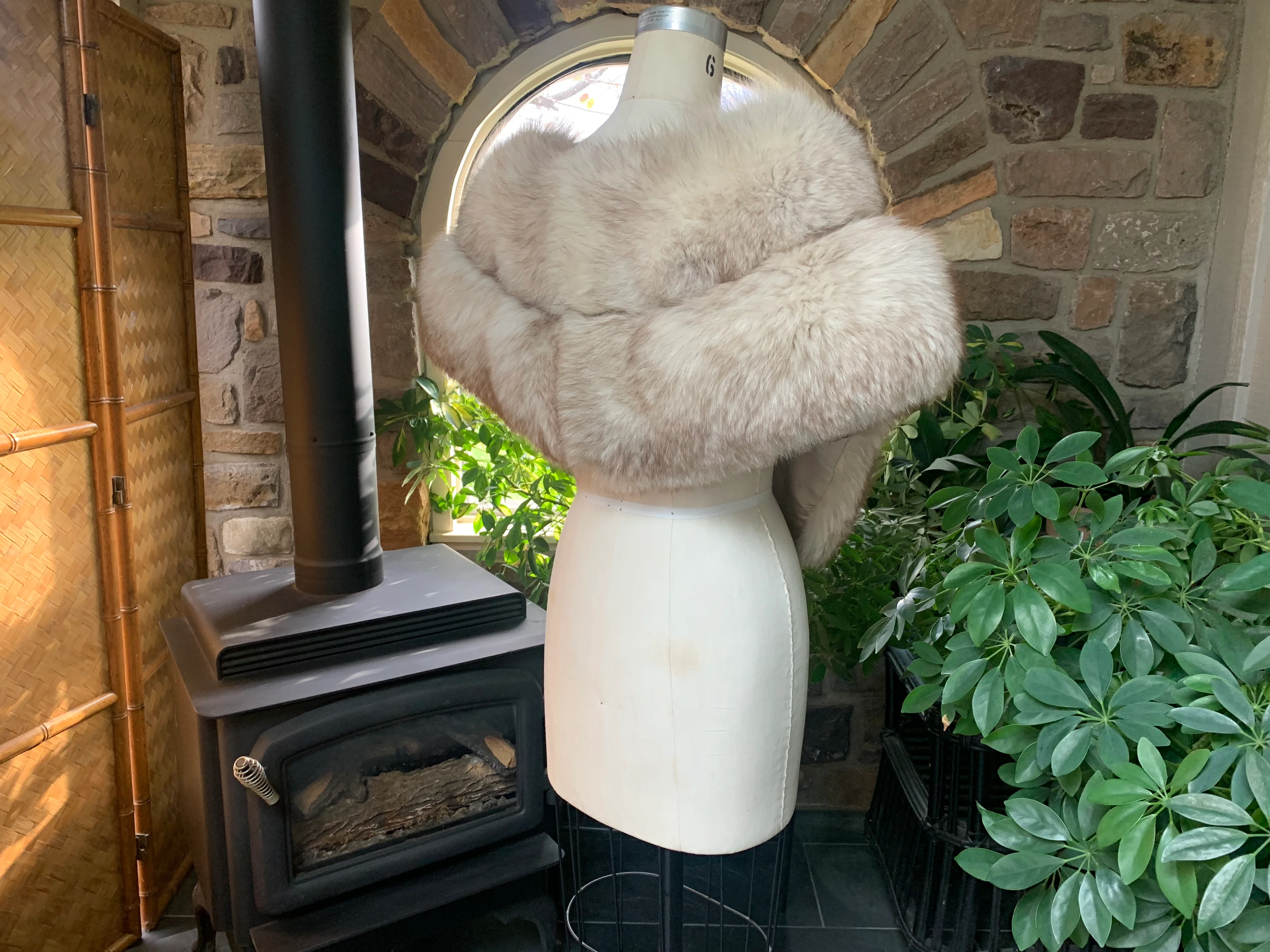 60s Formal Off The Shoulder Fox Fur Wedding Wrap Stole - Image 7