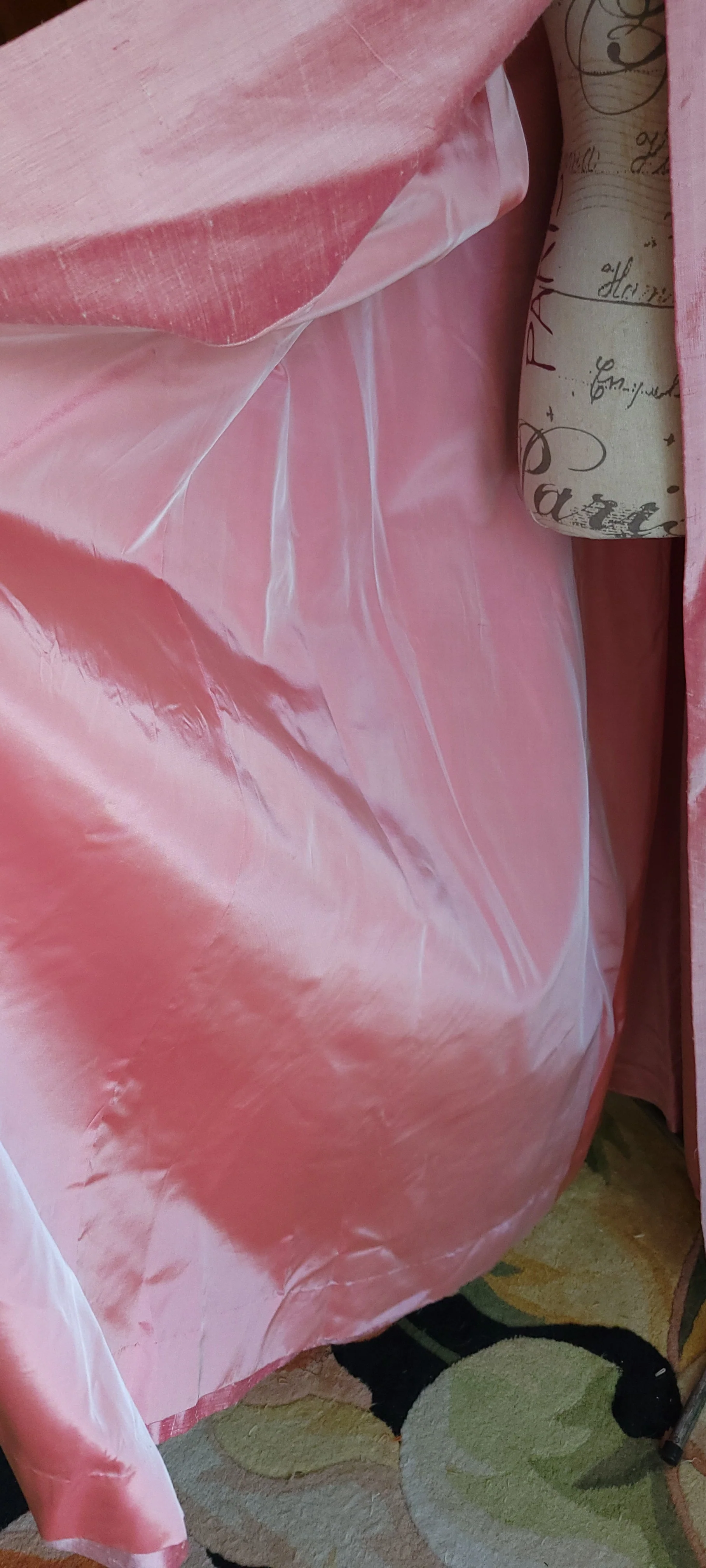 60s Glamourous Pink Thai Silk Opera Coat By Star of Siam Thailand - Image 7