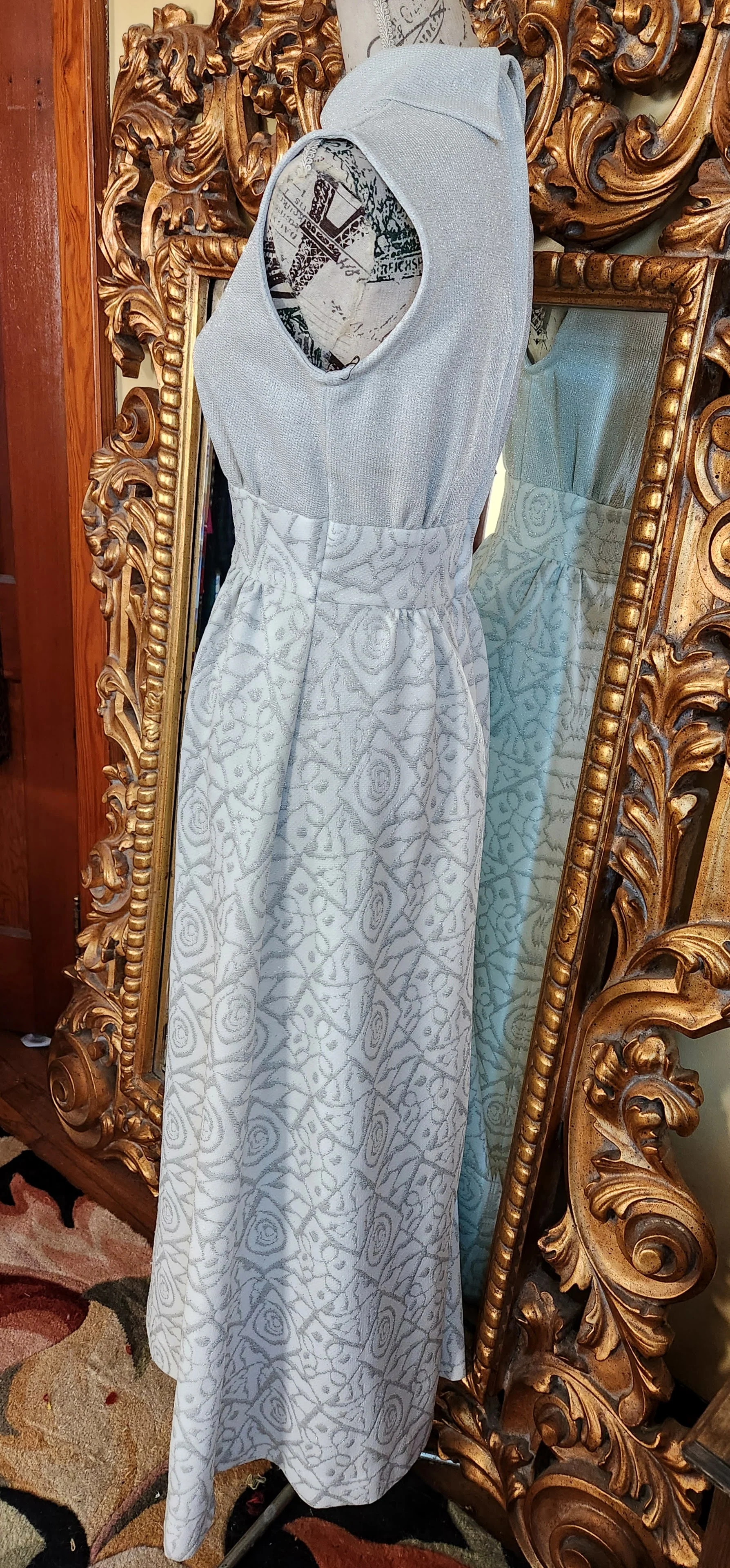 60s Glittering Silver And White Maxi Dress - Image 6
