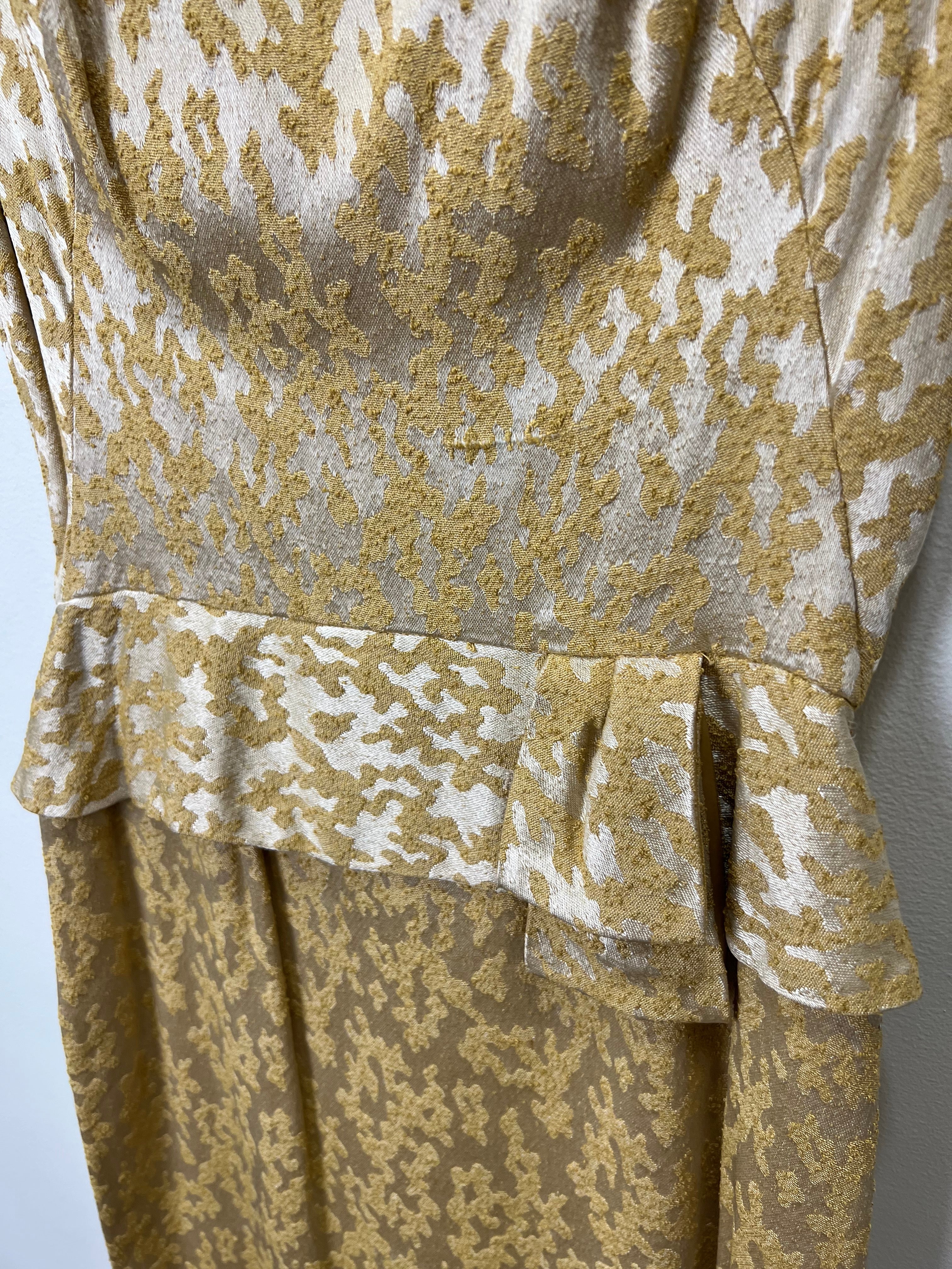 60s Gold Brocade Empire Waist Made In Usa Union Label - Image 3