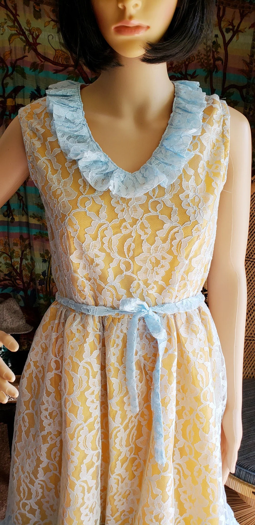 60s Golden Baby Blue Lace Party - Image 7