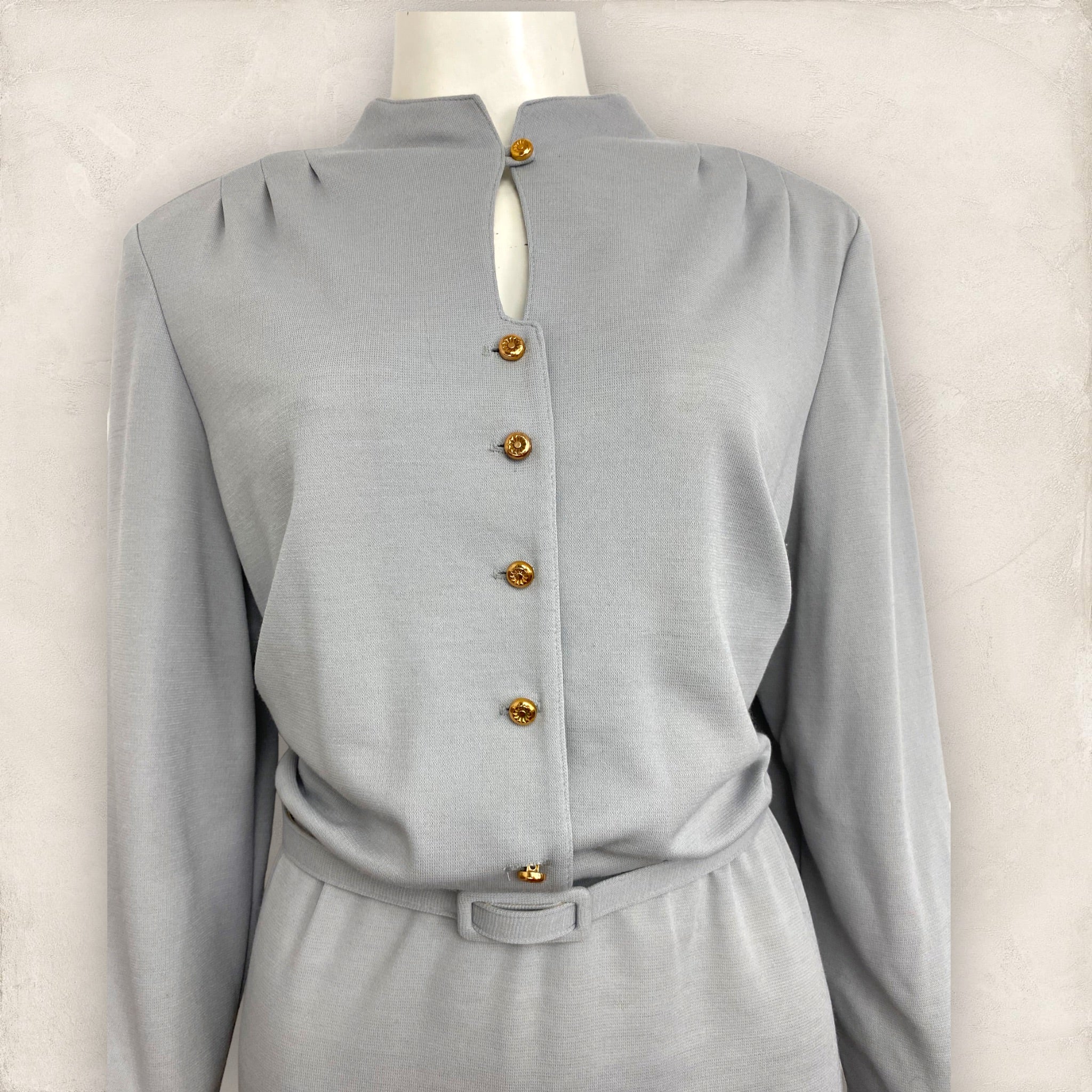60s Gray Dress With Daisy Buttons By Kay Windsor - Image 3