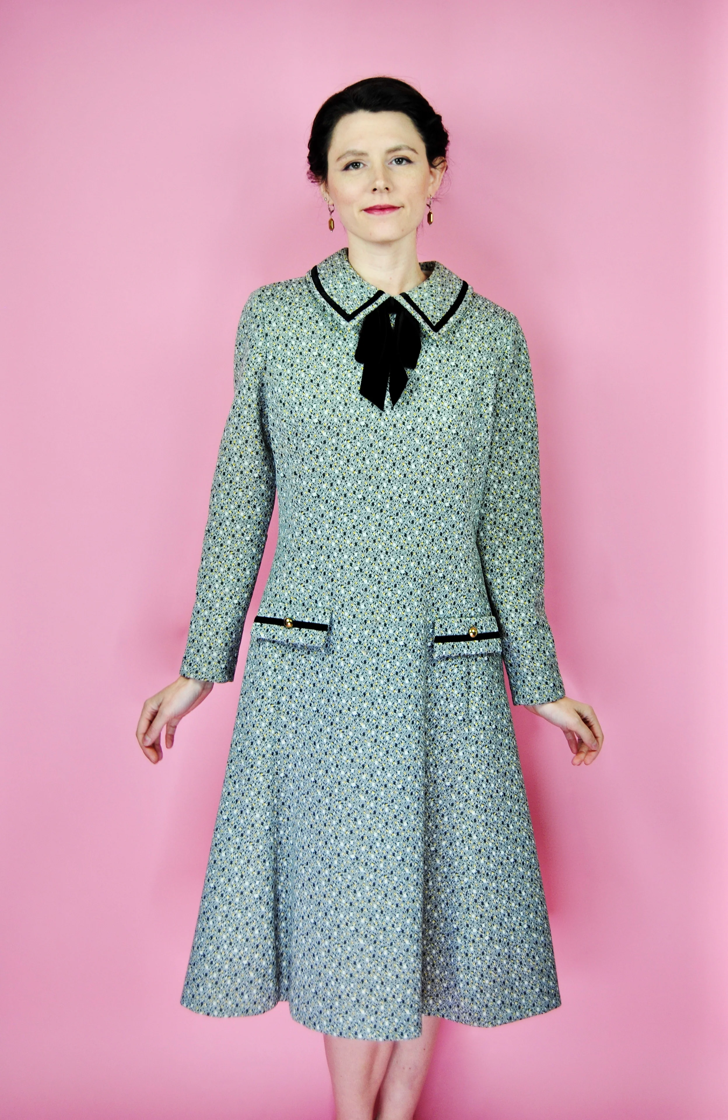 60s Gray Tone Dress With Velvet Bow By Stephan Casuals - Image 3