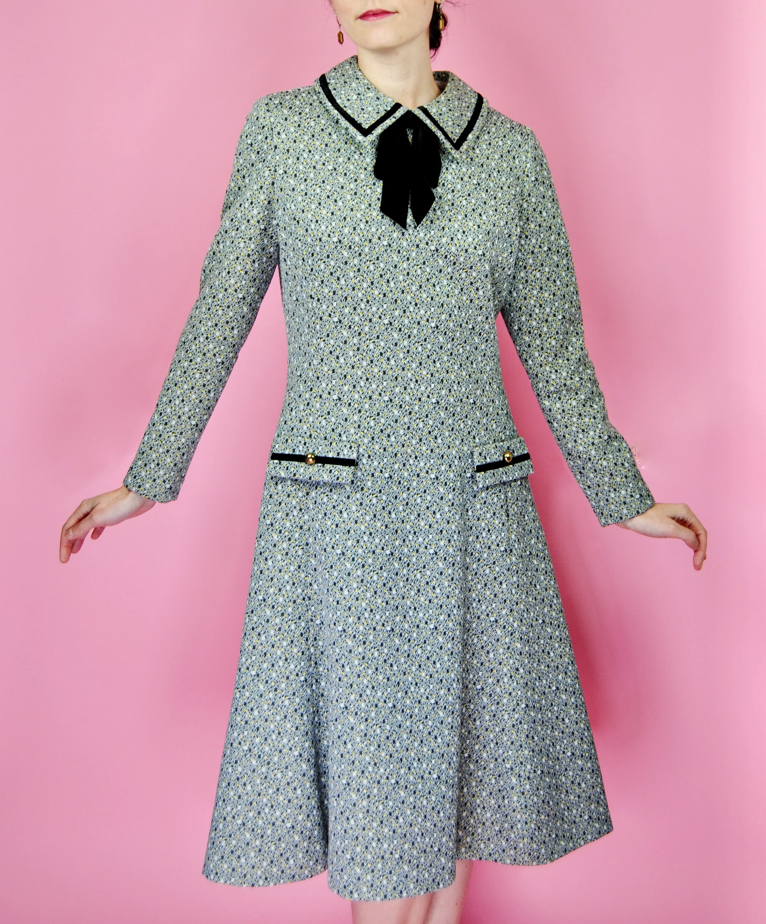 60s Gray Tone Dress With Velvet Bow By Stephan Casuals - Image 6
