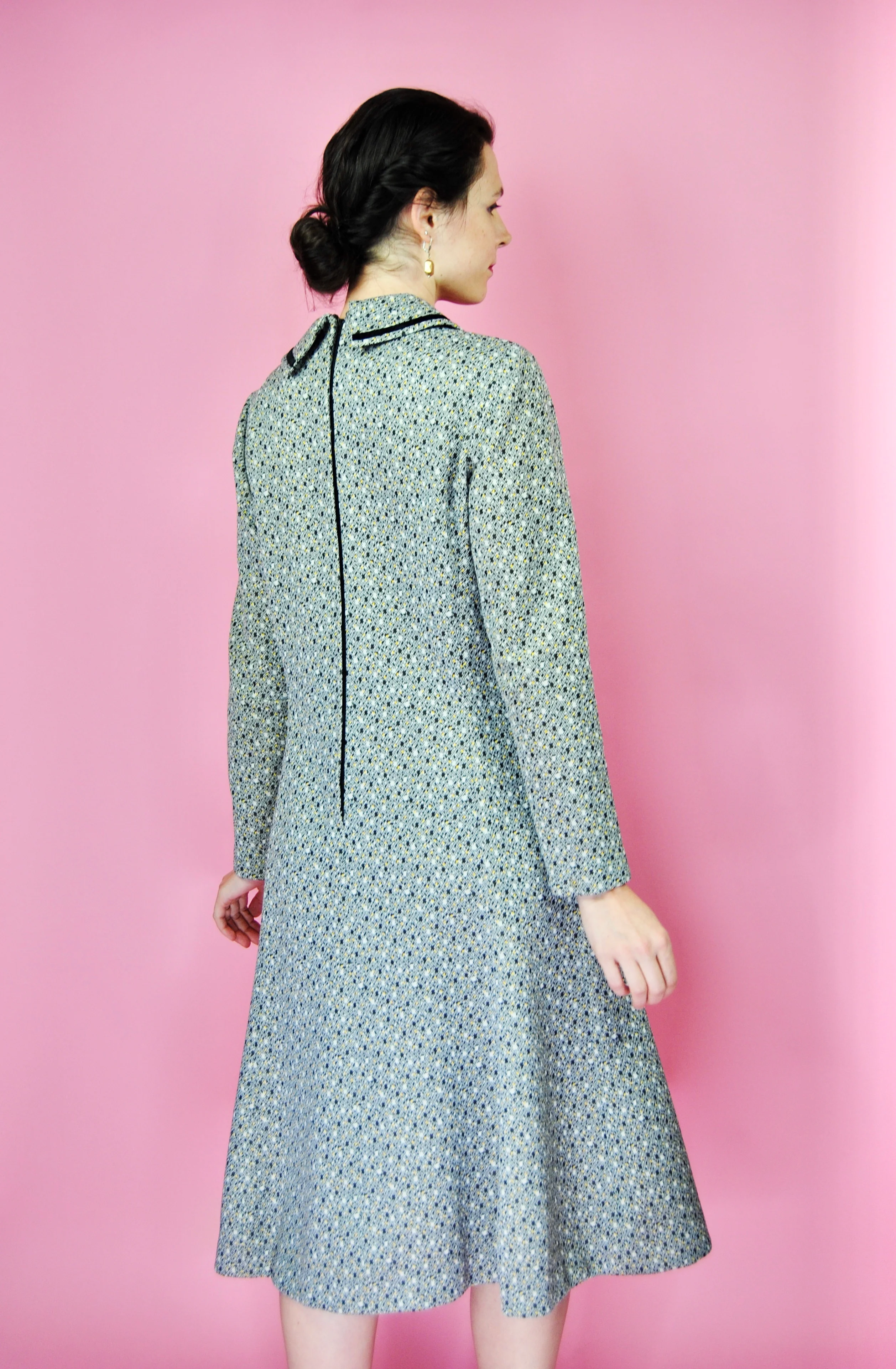60s Gray Tone Dress With Velvet Bow By Stephan Casuals - Image 8