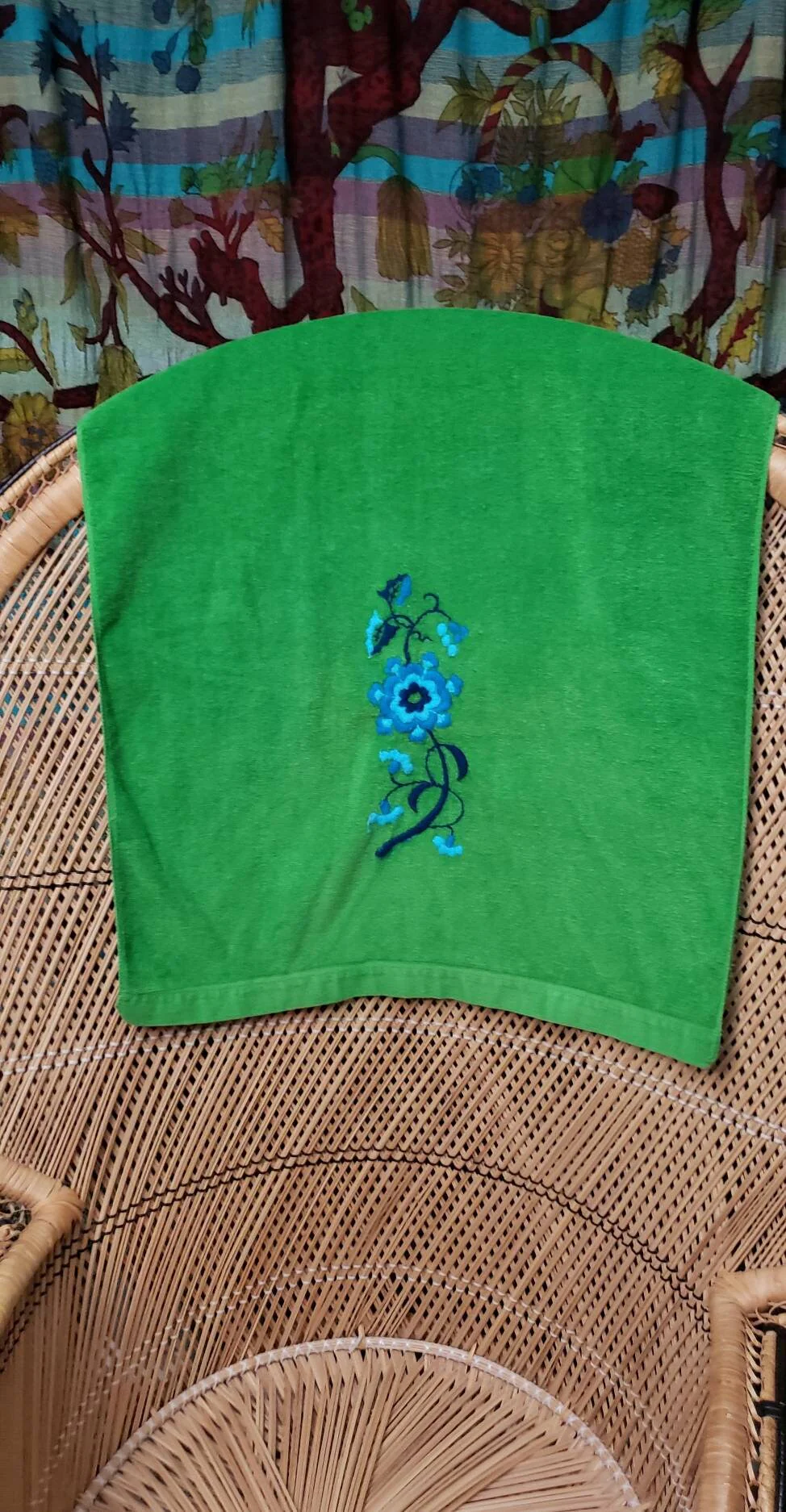 60s Green Bath Towel with Crewel Blue Flower by Stevens Utica by Stevens Utica - Image 3
