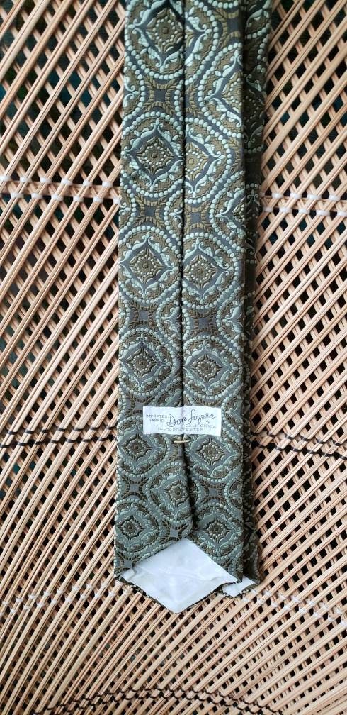 60s Green Don Loper Necktie Vintage Tie by Don Loper of California Varying Shades of Green Necktie Green Tie by Don Loper Of California - Image 7