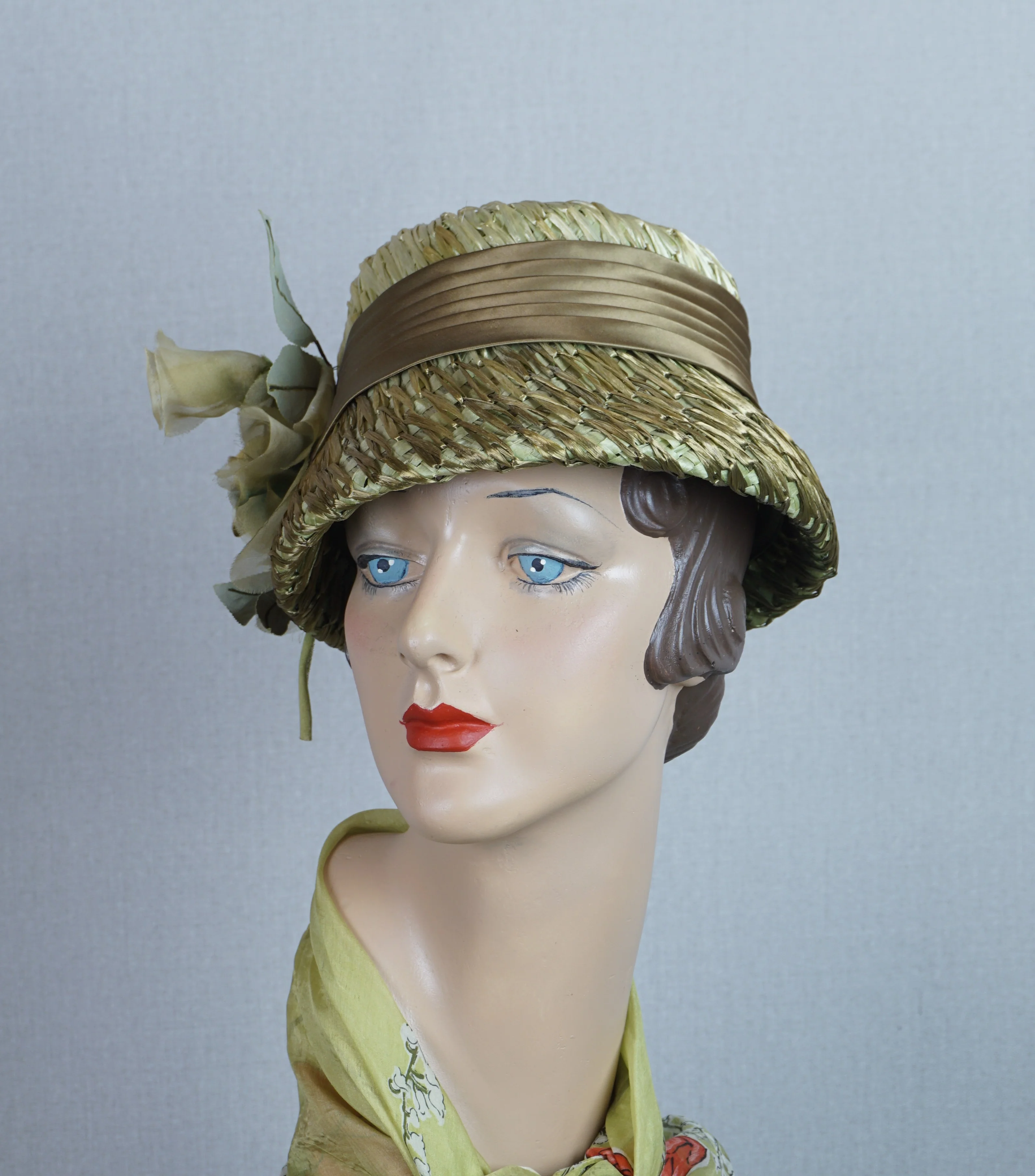 60s Green Raffia Straw Bucket Hat With Silk Rose - Image 5