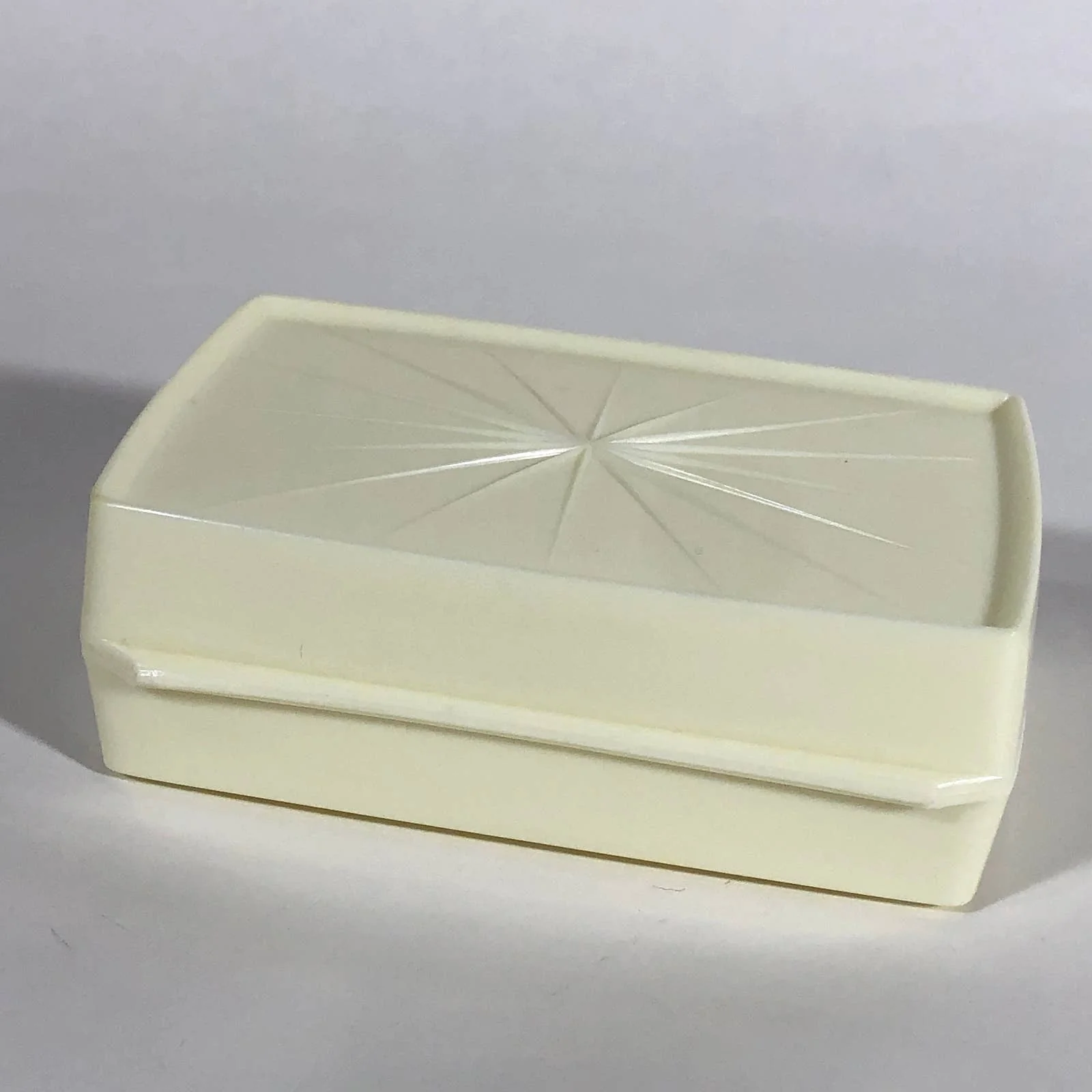 60s Hinged Soap Box Travel Case Midcentury Modern By Lustroware - Image 4