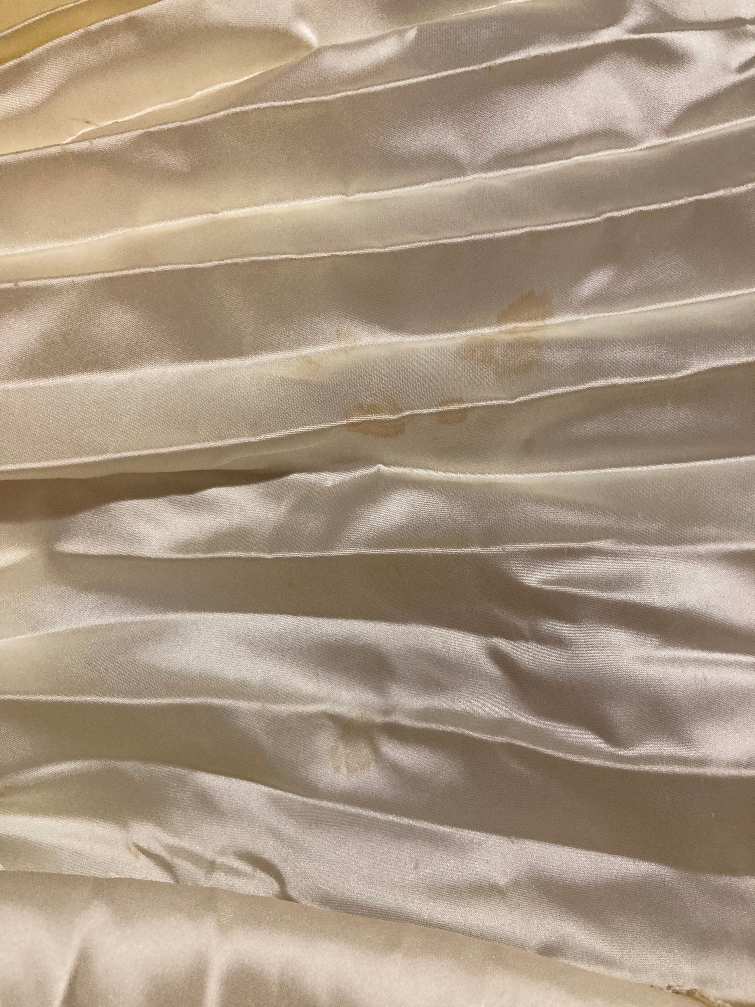 60s Ivory Satin Wedding Dress - Image 8