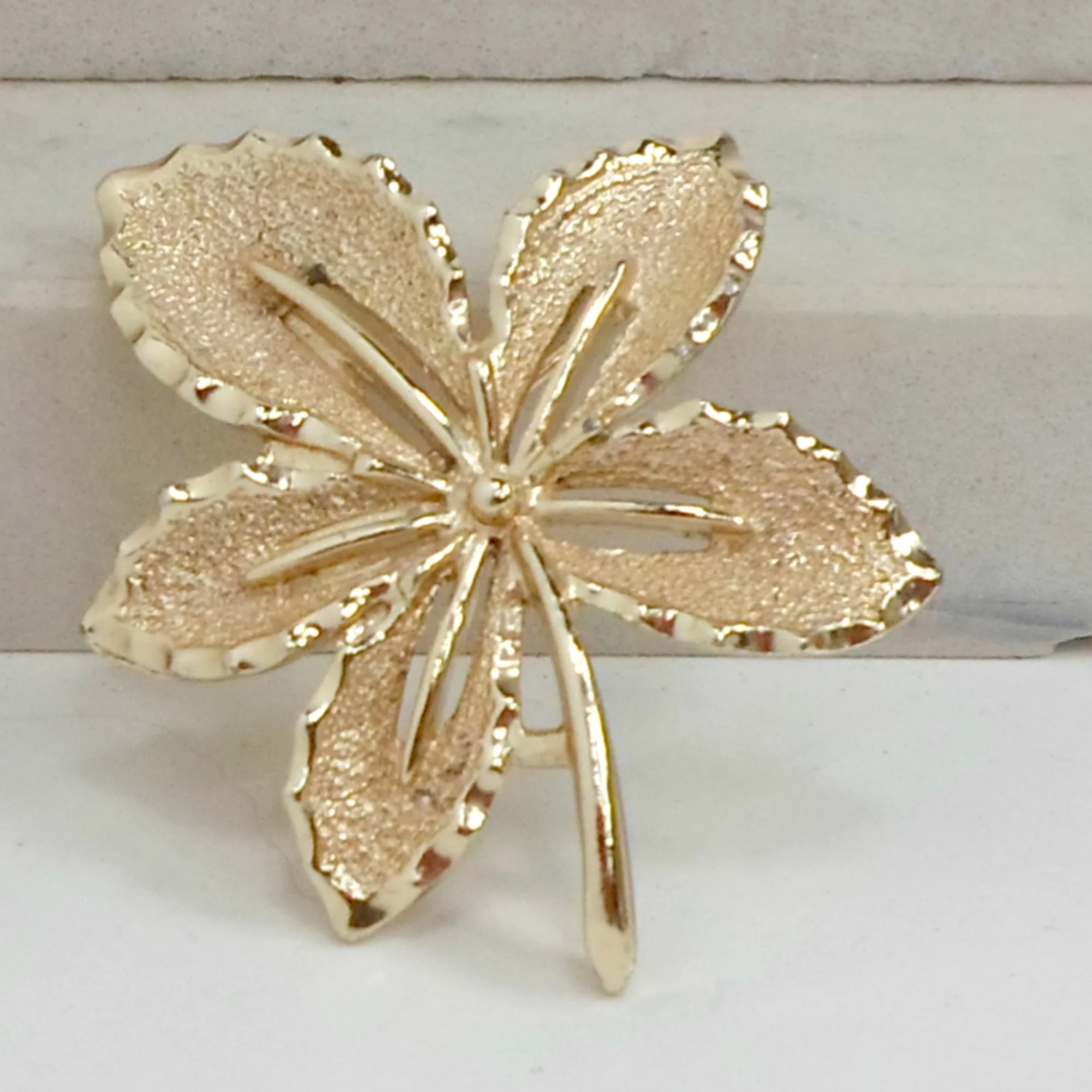 60s Leafy Brooch Ivy Goldtone Pin Sarahcov By Sarah Coventry - Image 3