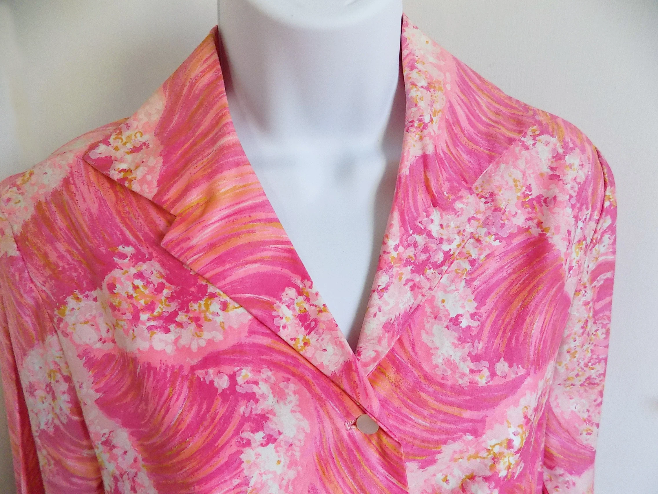 60s Long Sleeved Printed Blouse by Sue Ann of Dallas Waxed Cotton Pink White Gold Surf by Sue Ann Of Dallas - Image 3