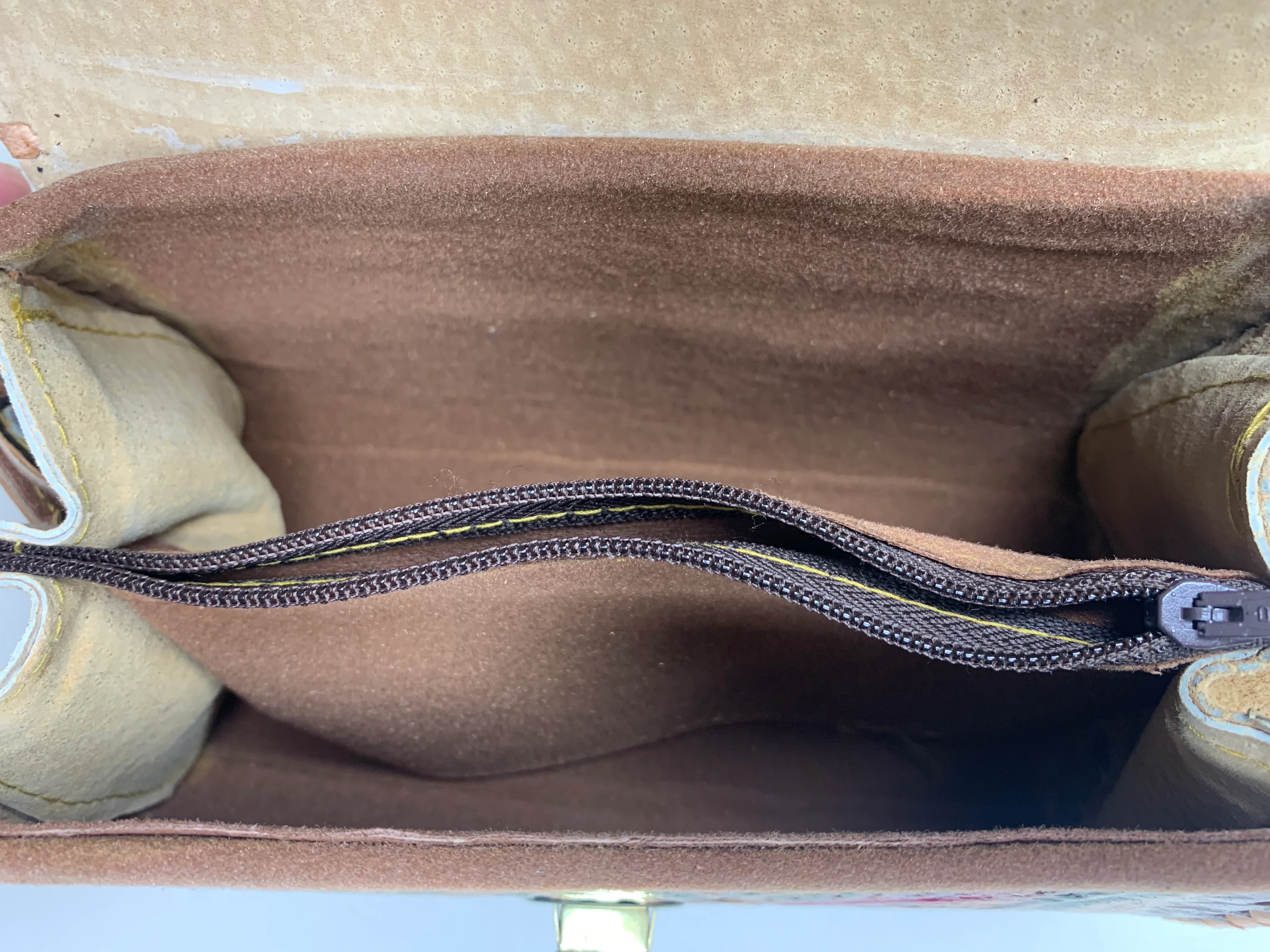 60s Color Tooled Leather Shoulder Bag by Mexico - Image 9